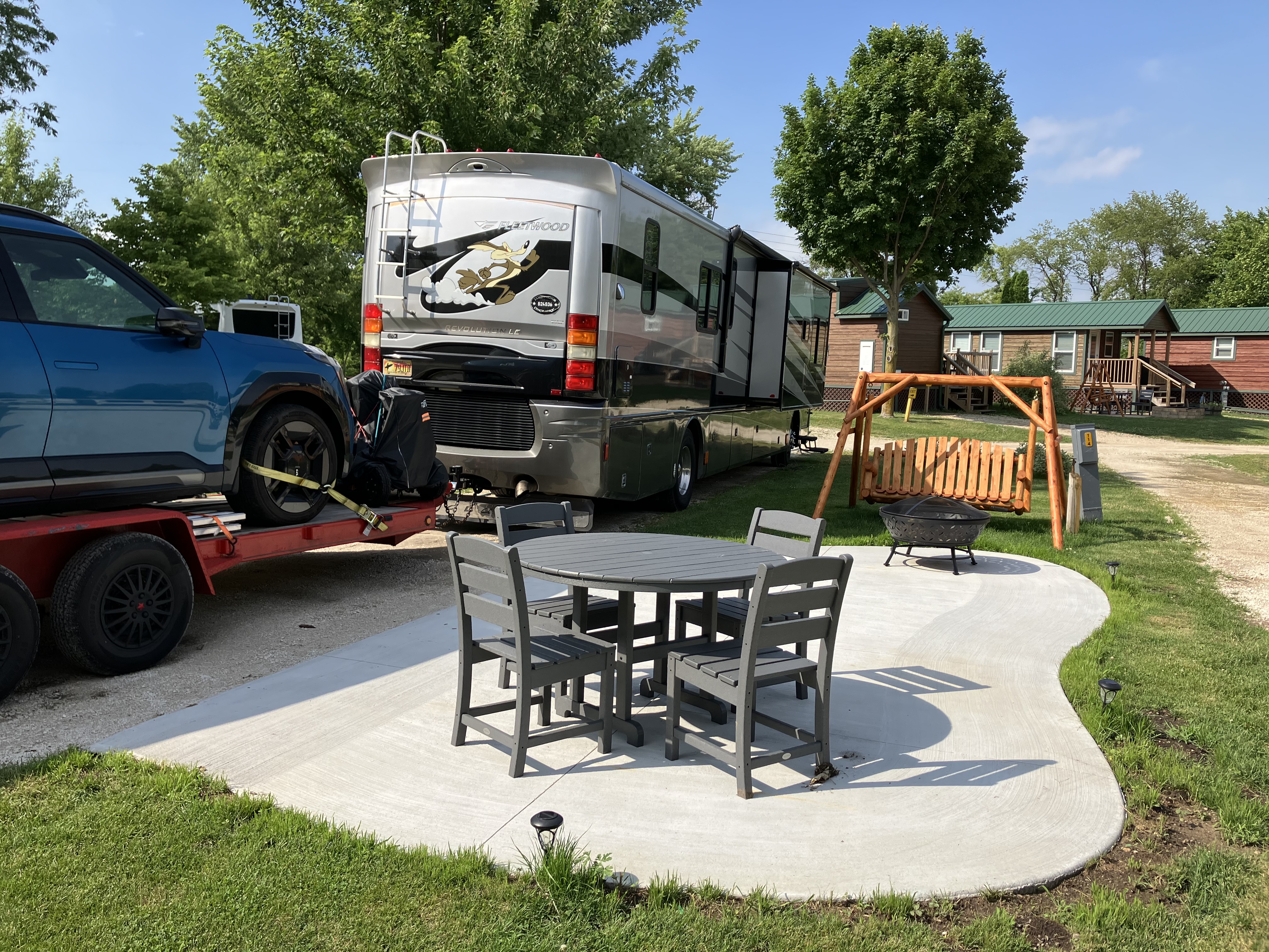 Concrete Patio on Full Hook-up Pull-through Site