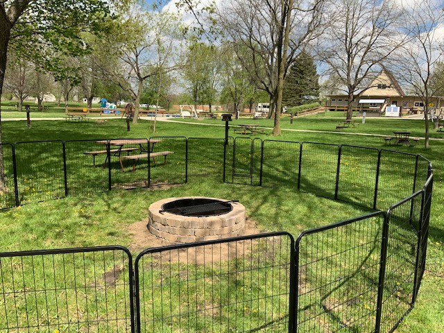 Pet Paw Tent Site