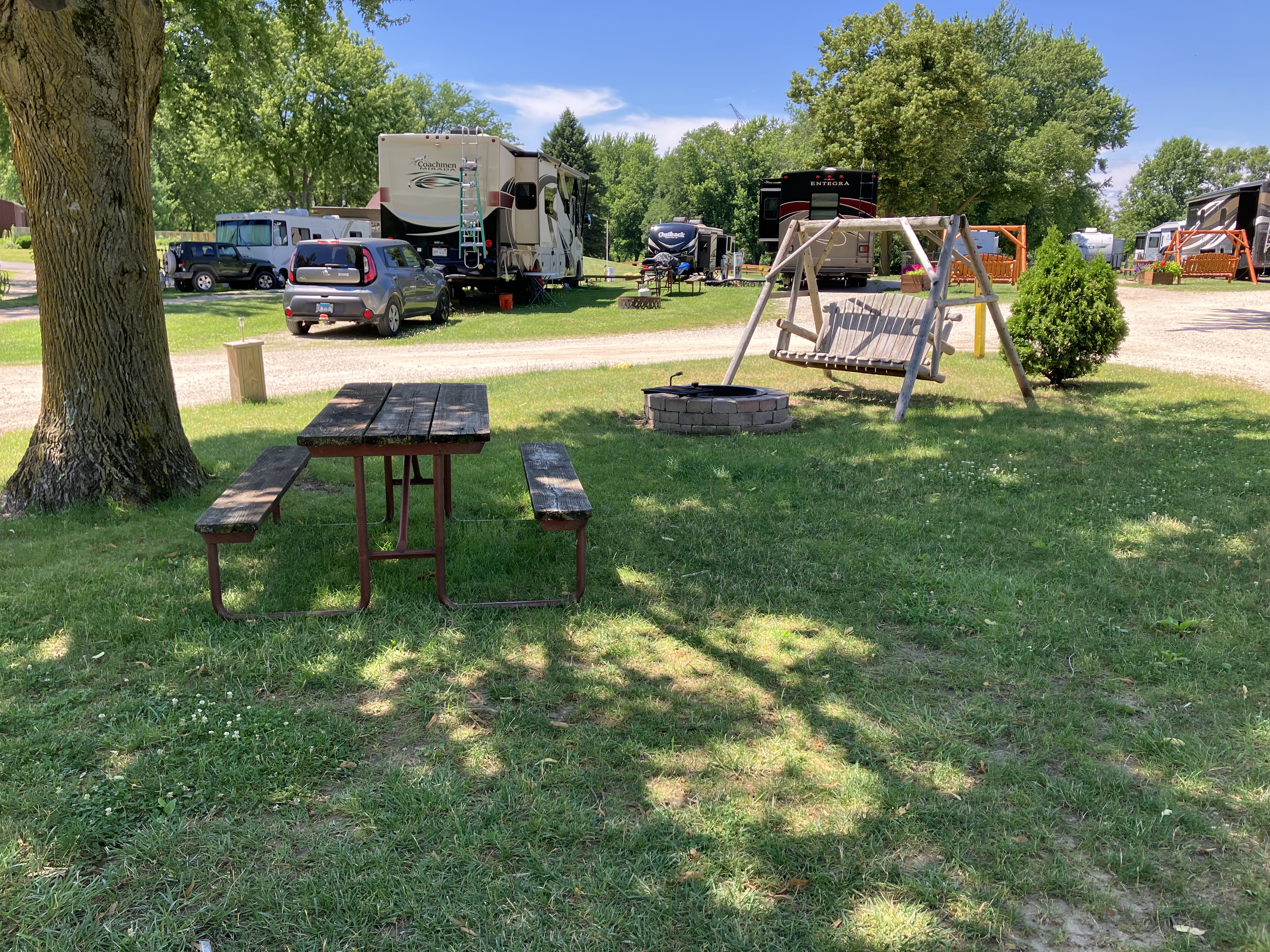 Water/Electric End Site with Patio Swing