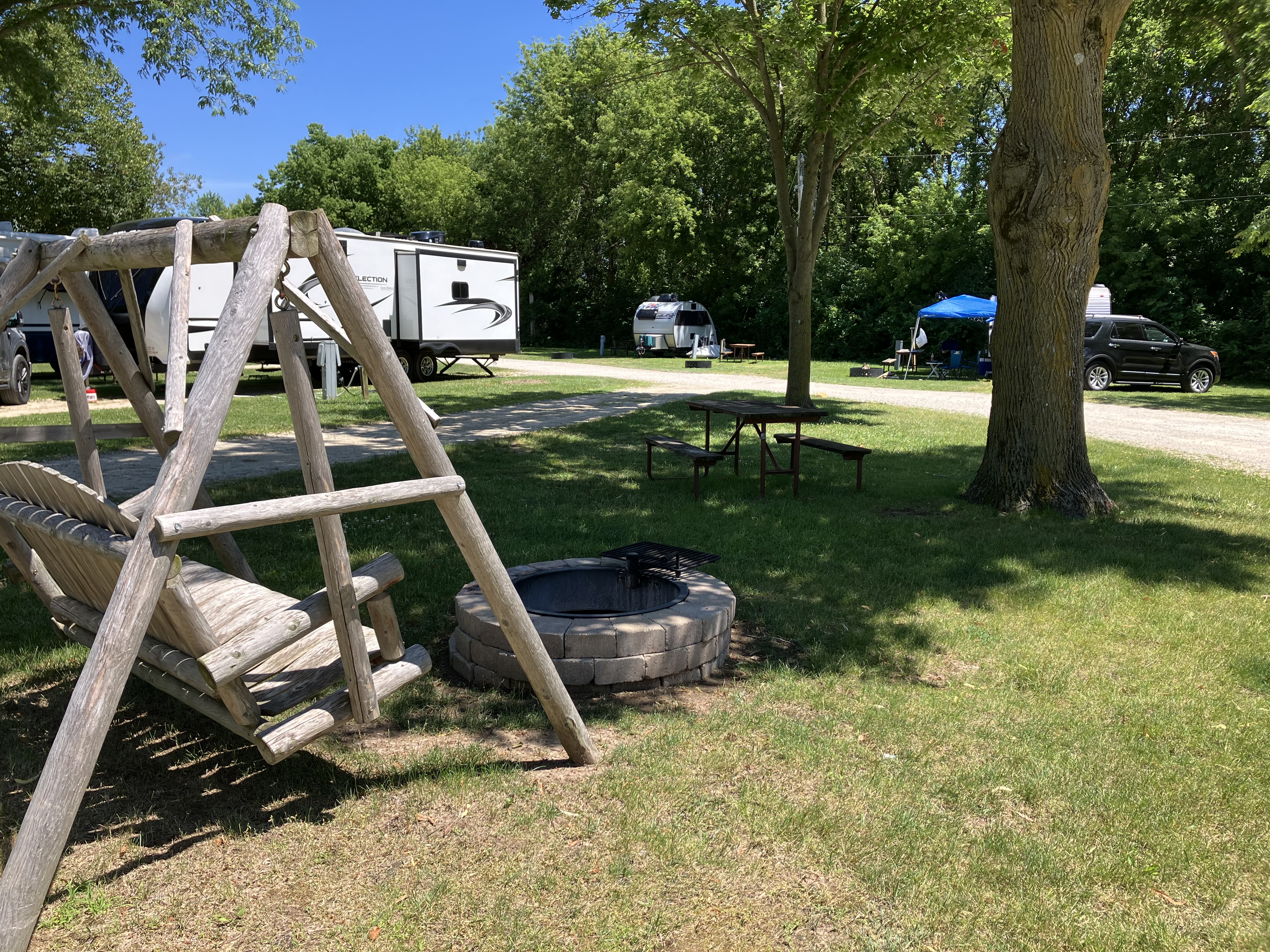 Water/Electric End Site with Patio Swing