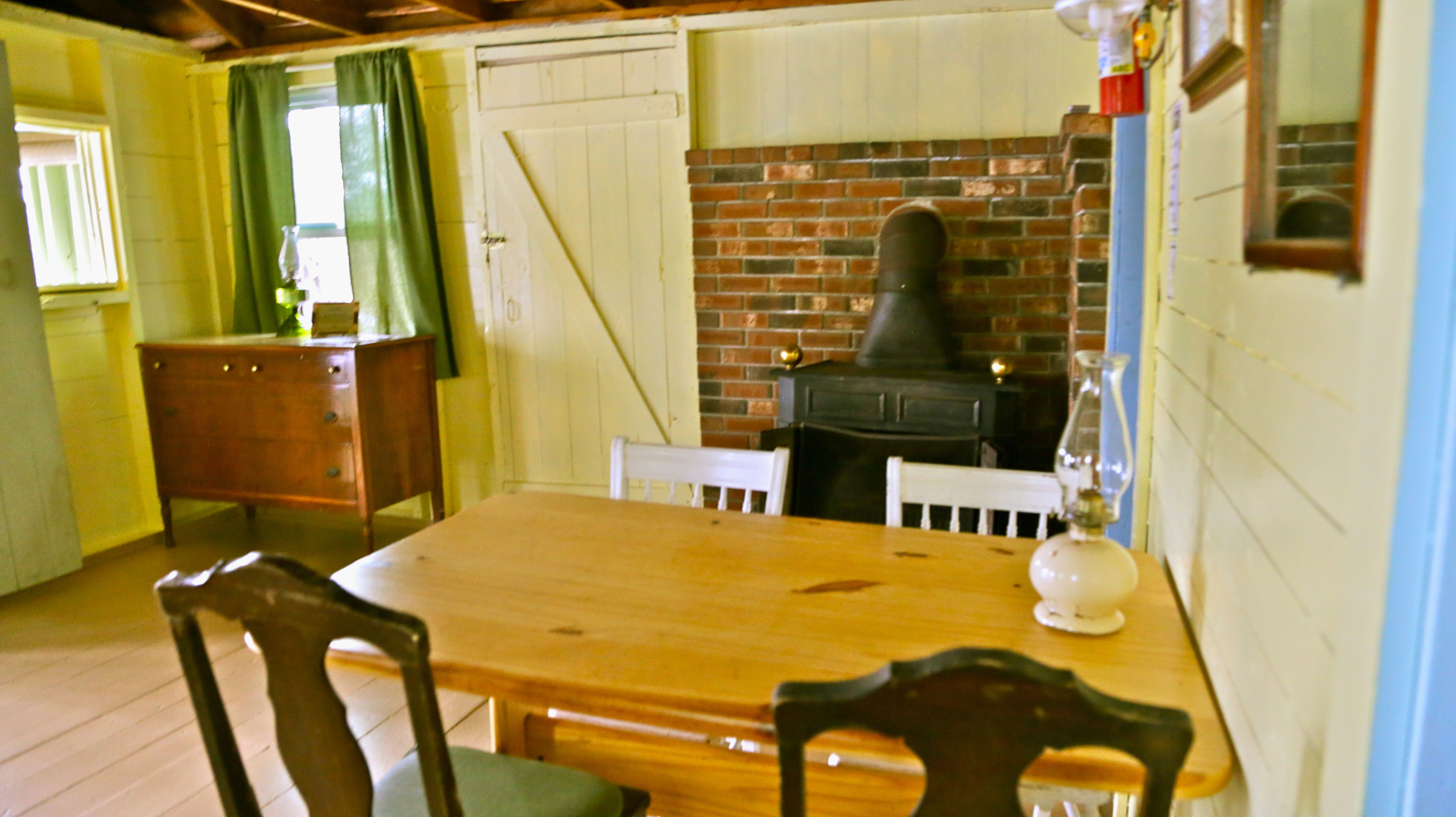 Woronoake - Rustic Cabin