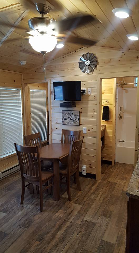 deluxe cabin table cabins 3,5 and 6