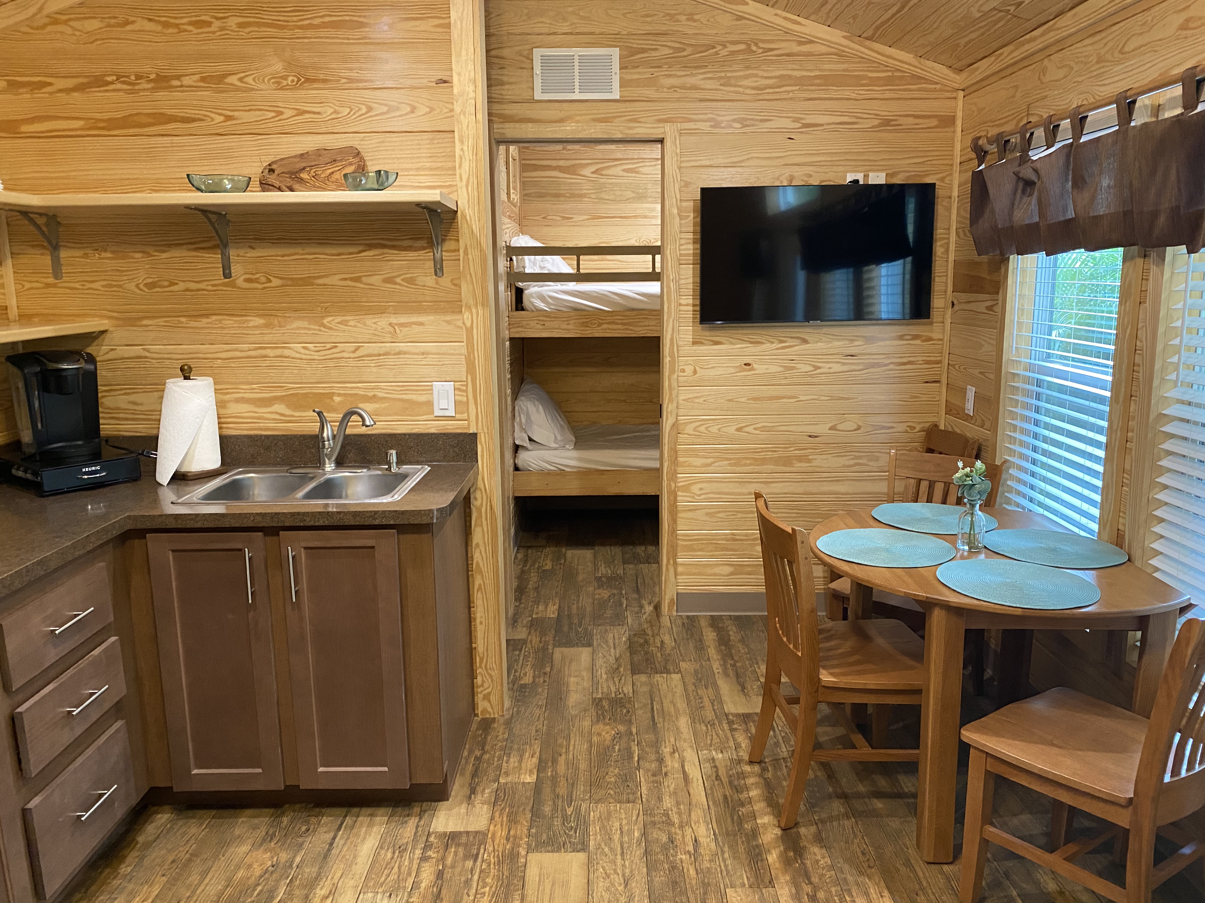 Kabin - Fauna Kitchen
