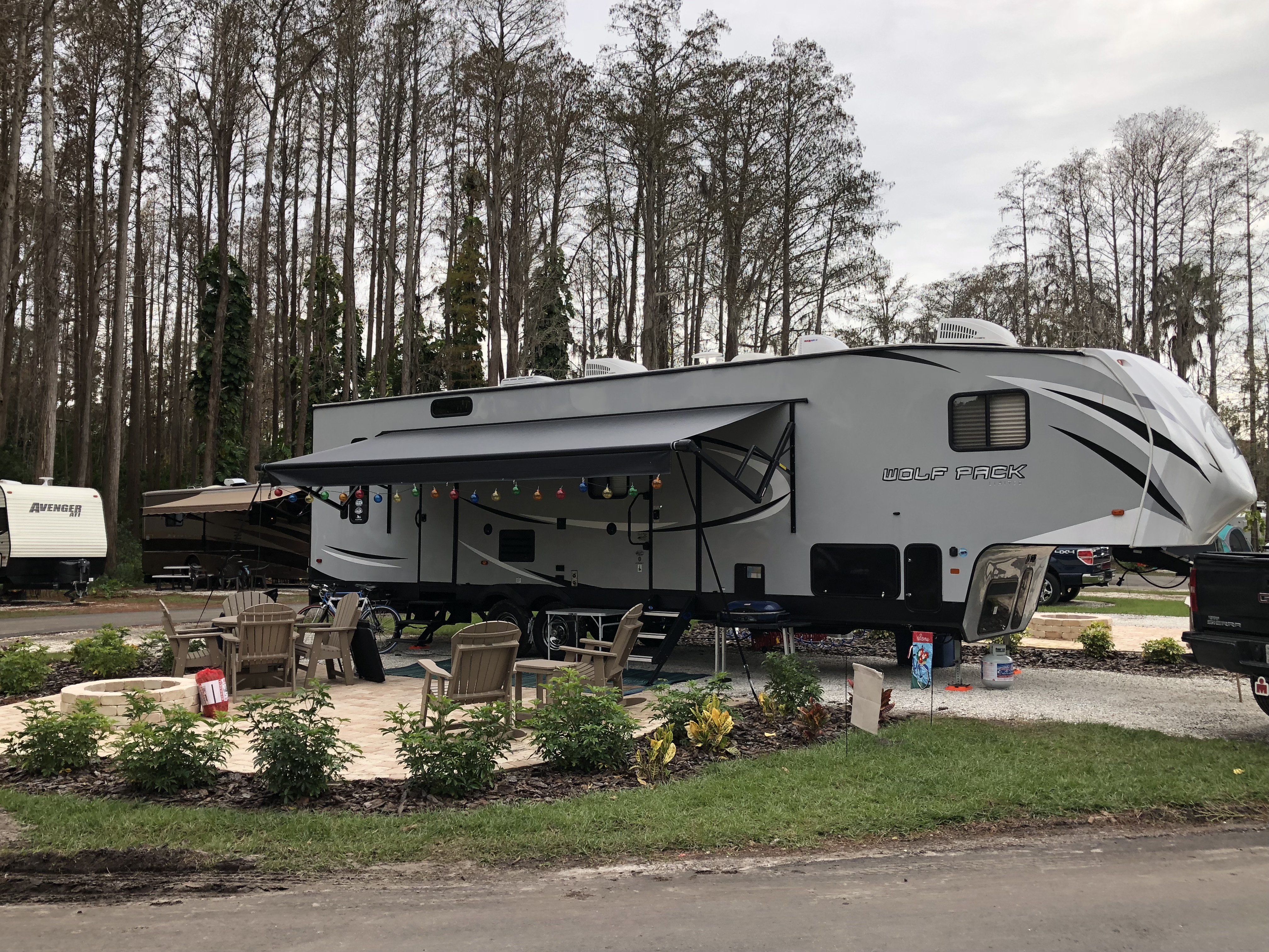Deluxe Patio Site