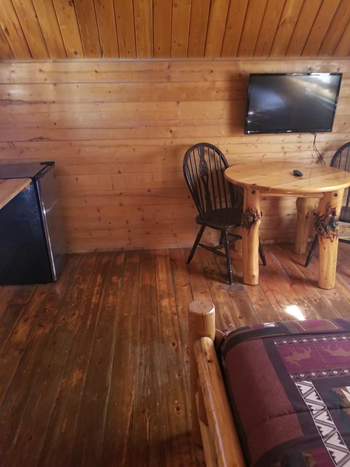 Deluxe Basic Cabin