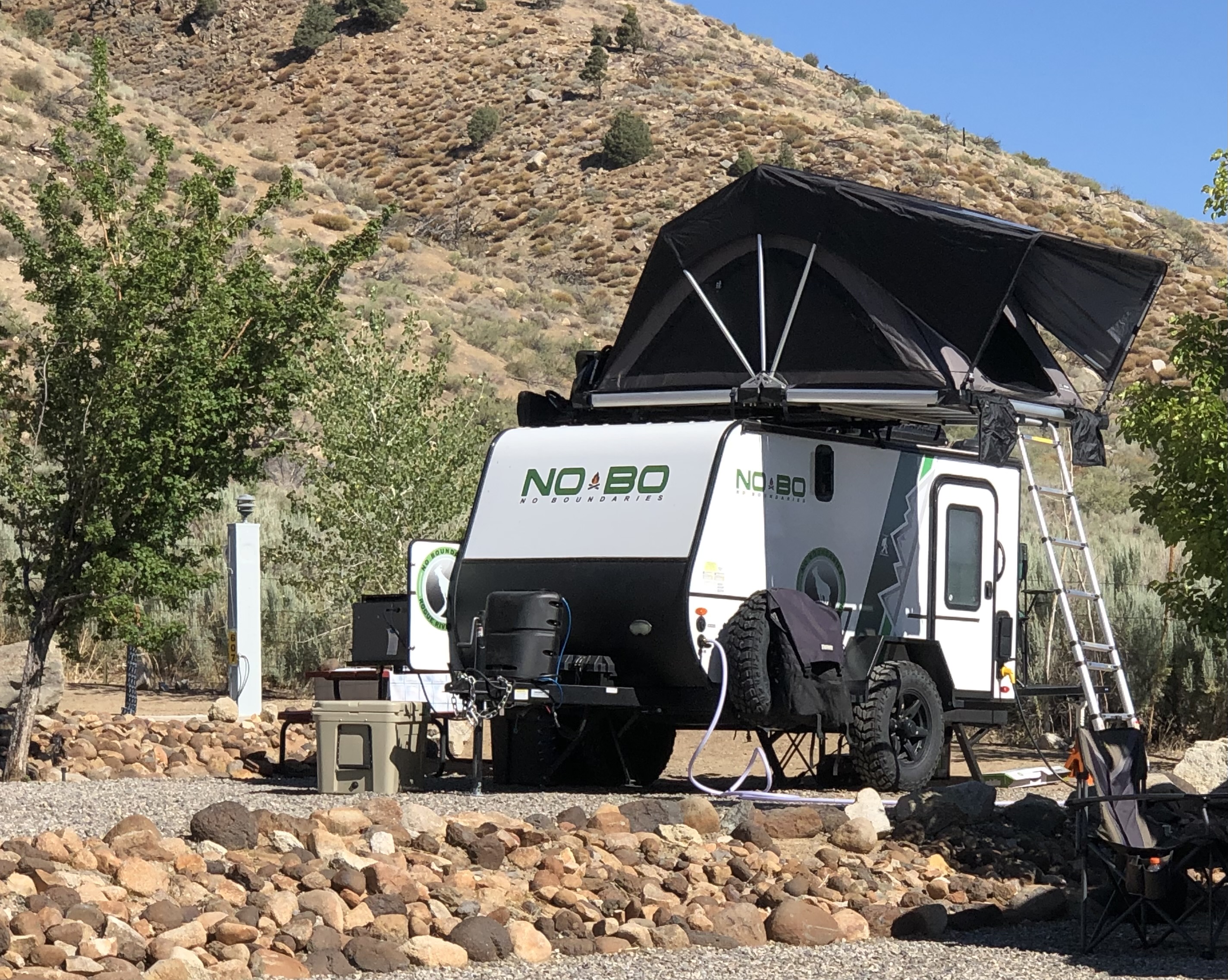Tent trailer