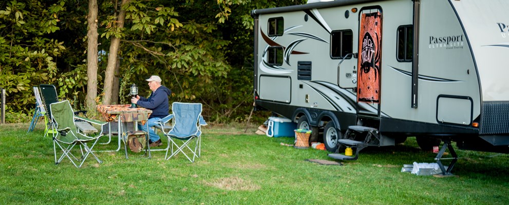 Coshocton KOA WE, Back-in, Grass
