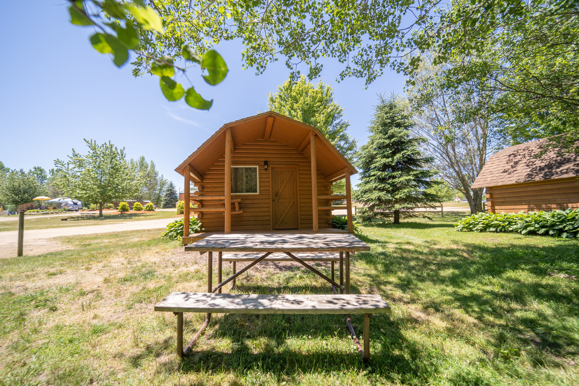 2 rm rustic cabin