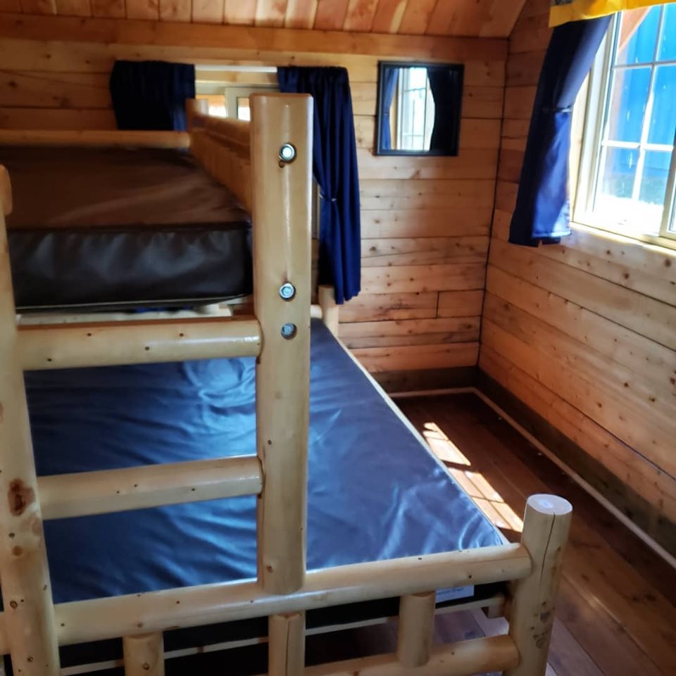 Pet Paradise Cabin Back Room Bed