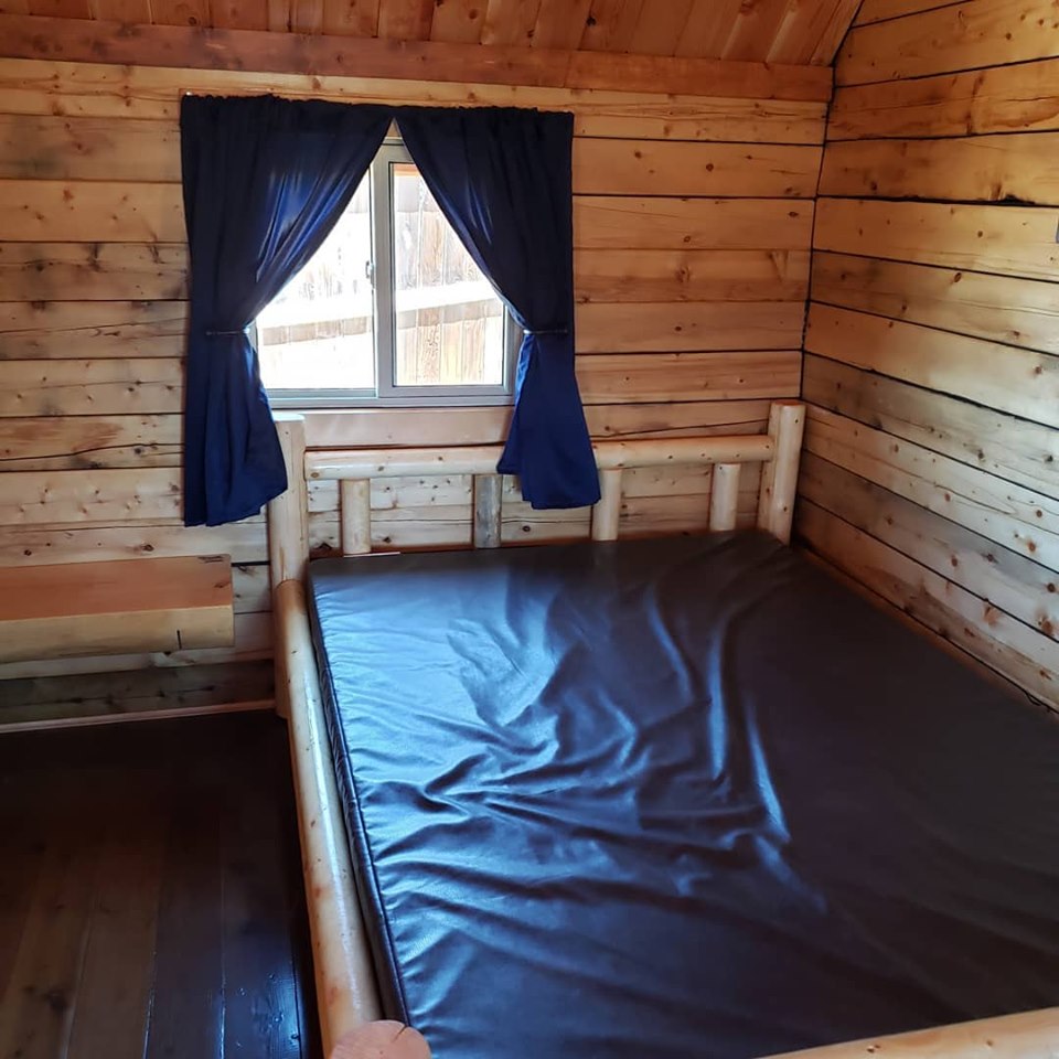 Pet Paradise Front Room Bed