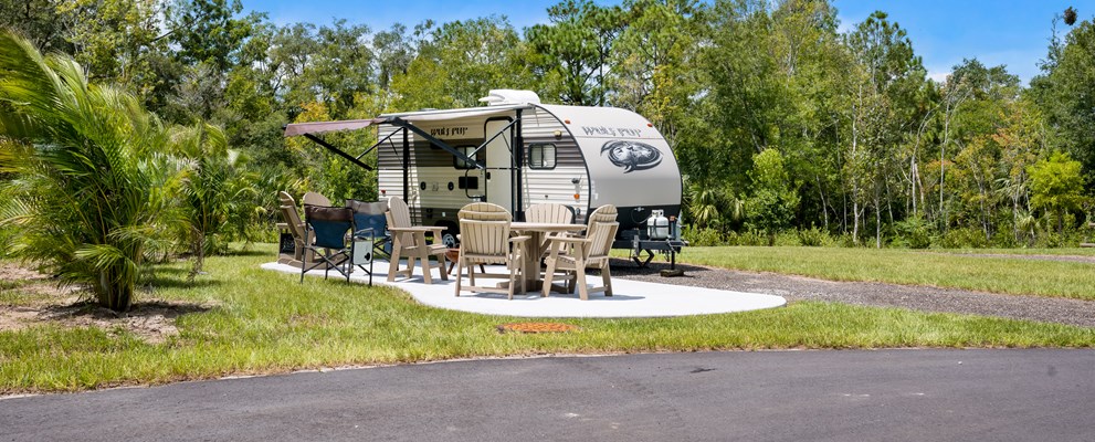 Crystal River RV Park Back In Patio Site