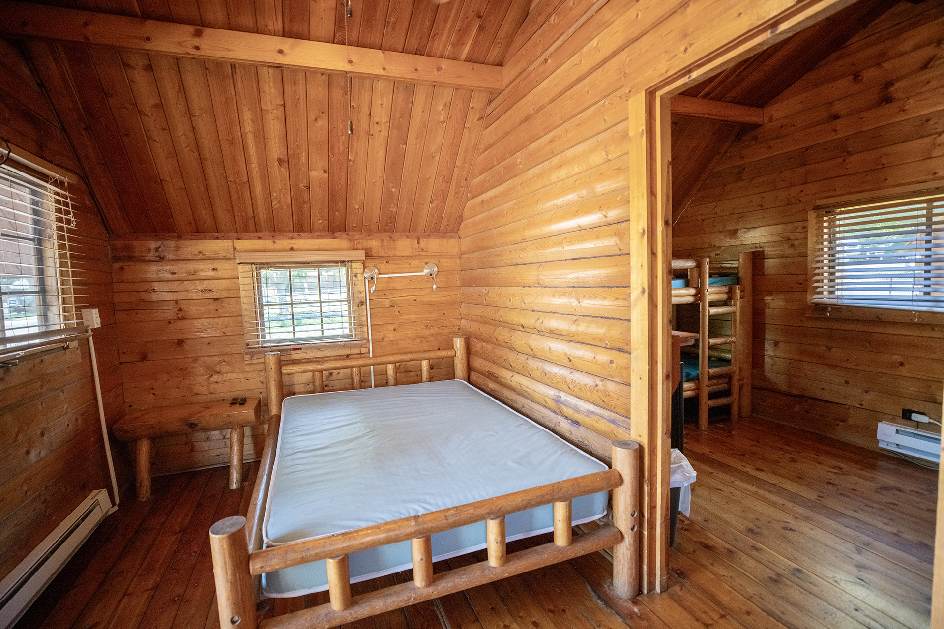 CC3 - Camping Cabin,. 2 Room