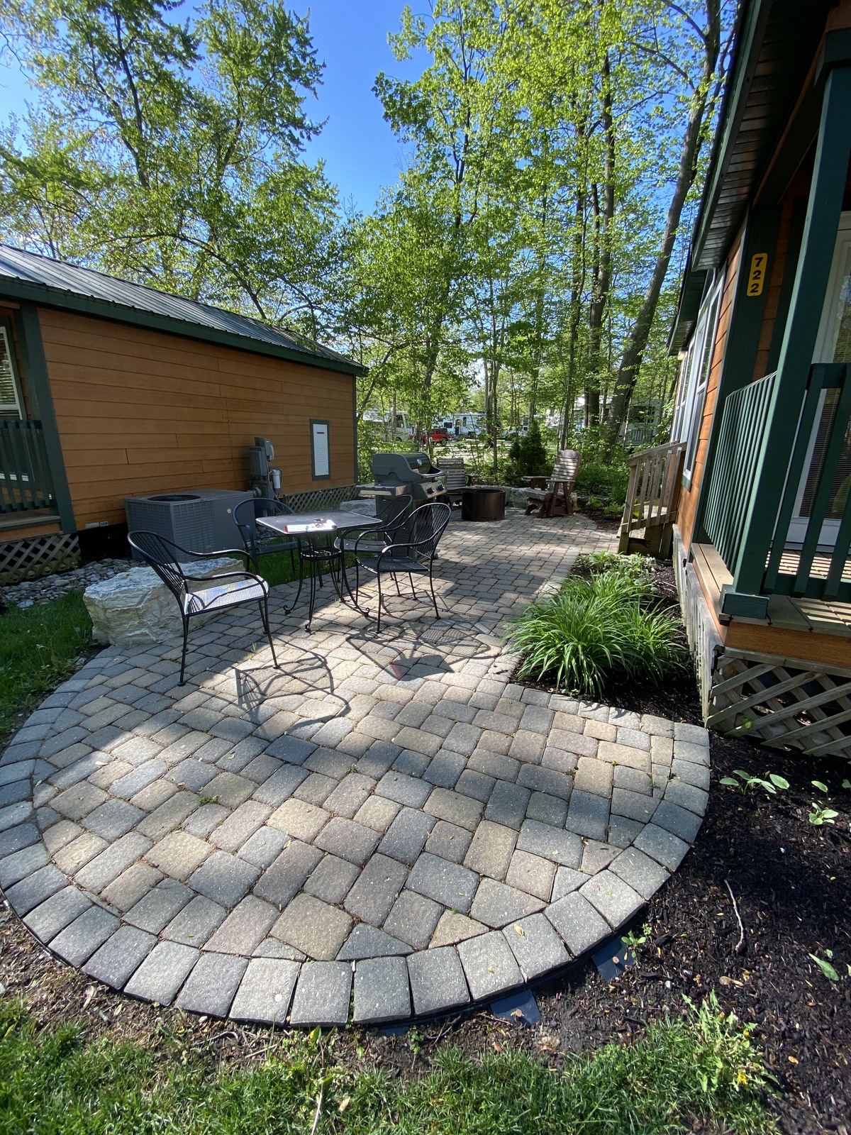 Deluxe Cabin (Studio) Outdoor Experience