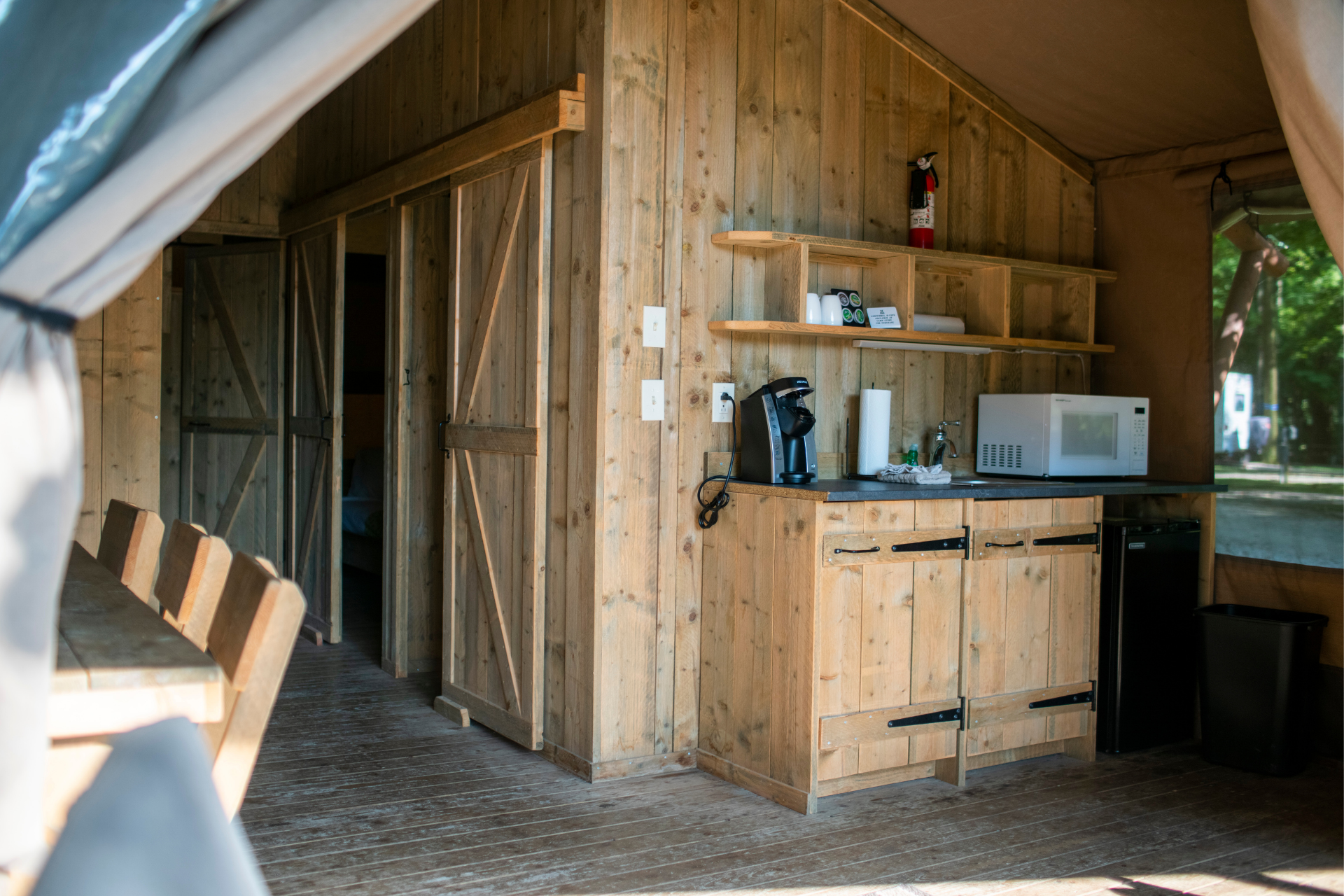 Deluxe Glamping Tent - Partial Kitchen
