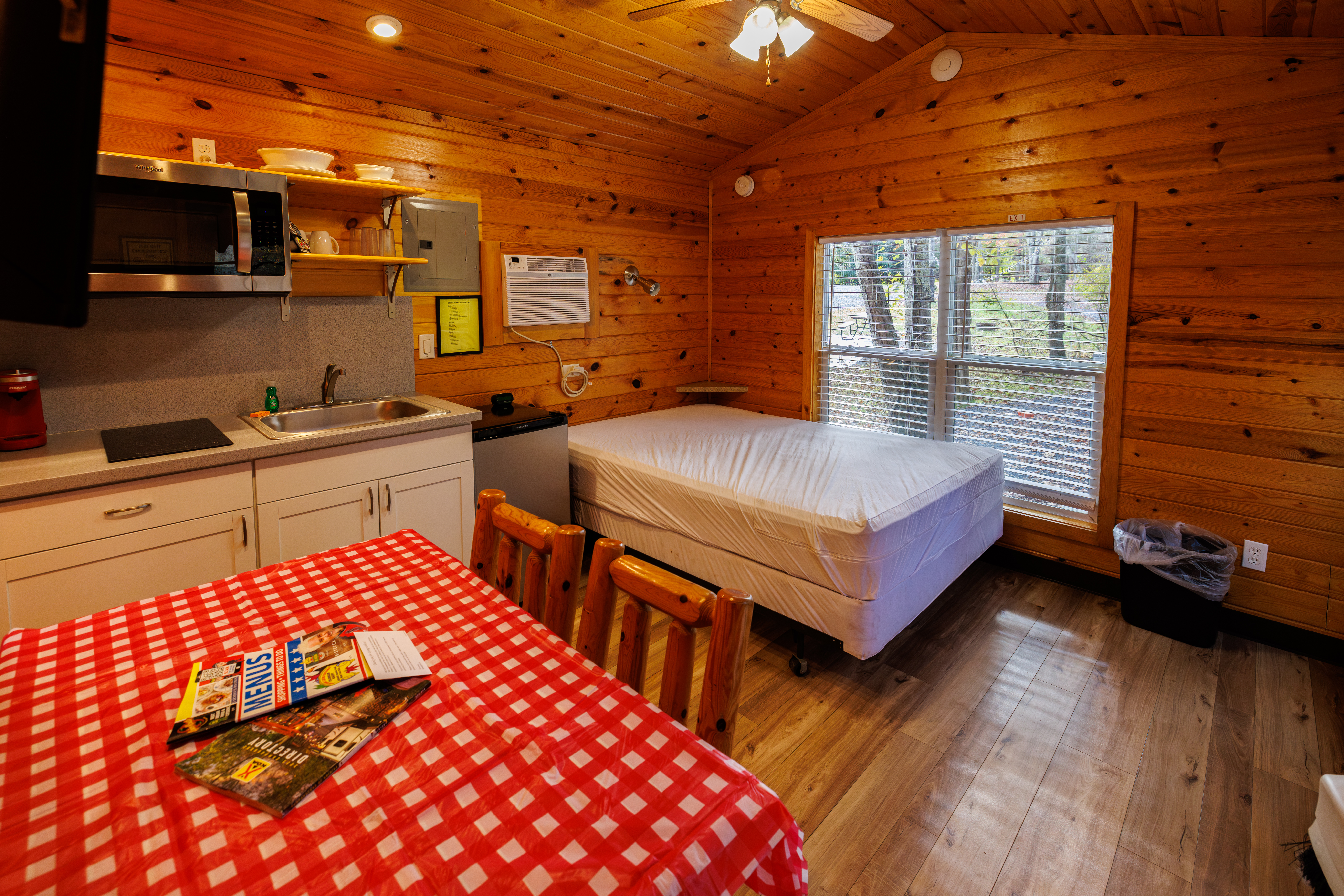 Cabin 83-Pet Friendly-four person-interior