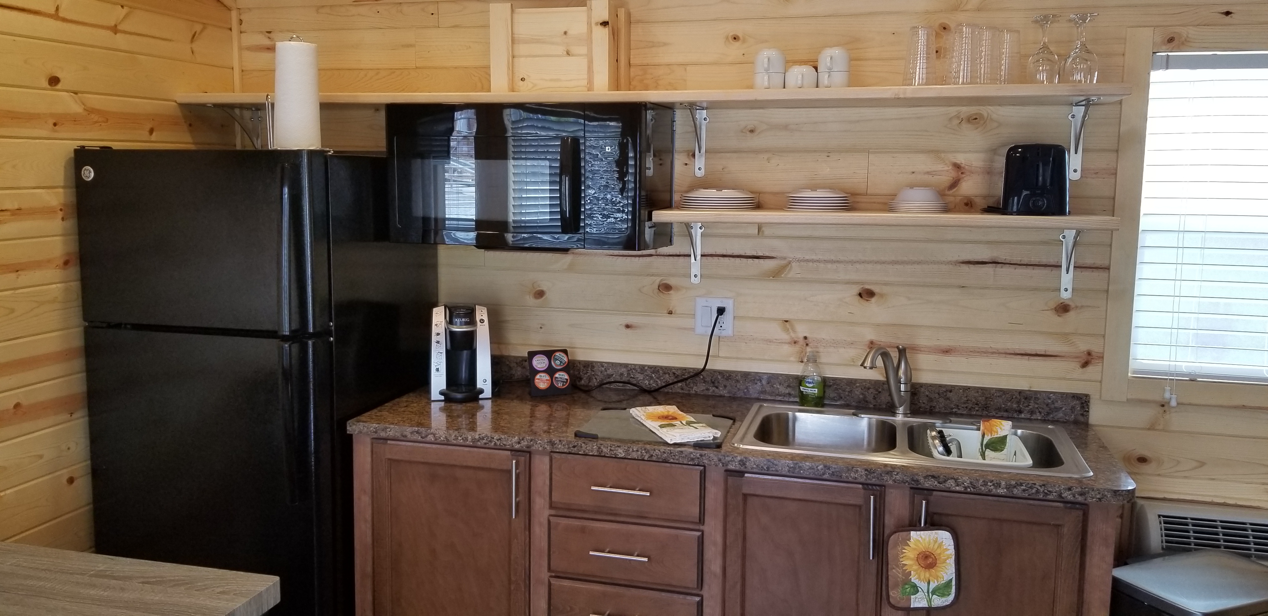 Deluxe Cabin #1 Kitchen