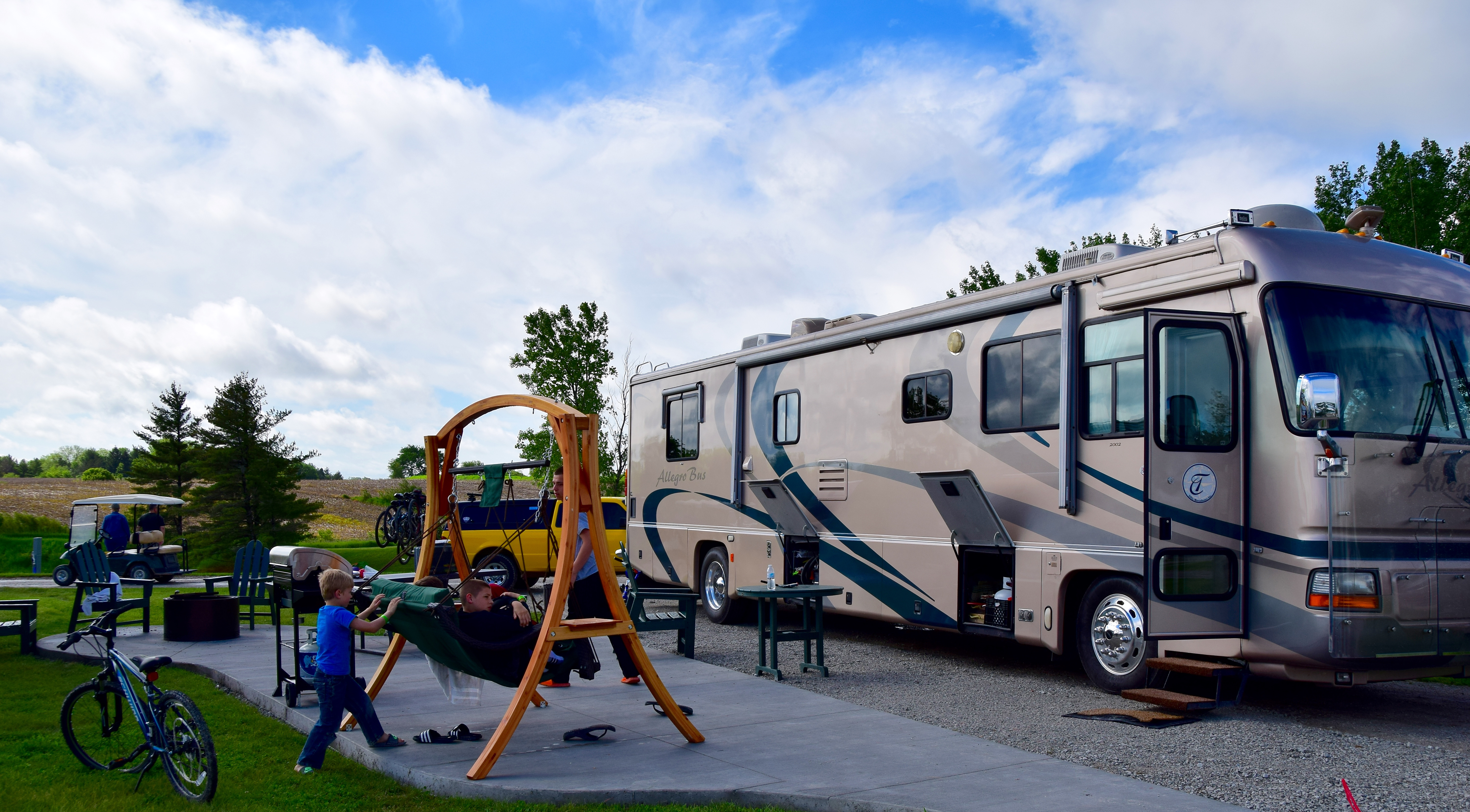 Deluxe Patio RV Site #8
