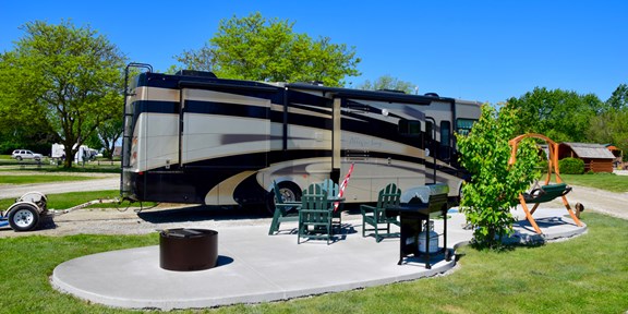 Deluxe Patio Site