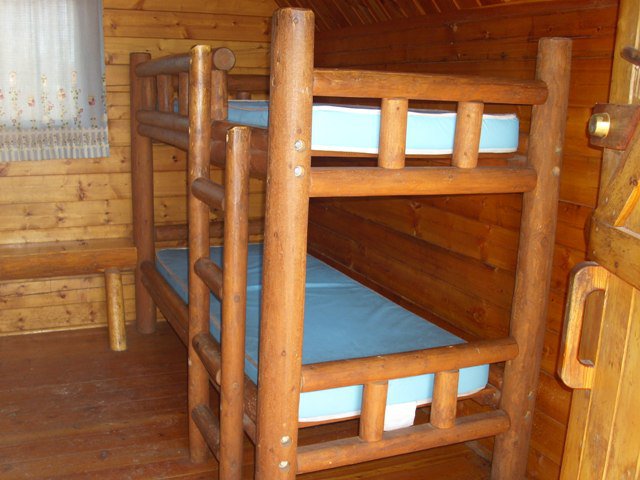 Rustic Cabin Bunk Bed