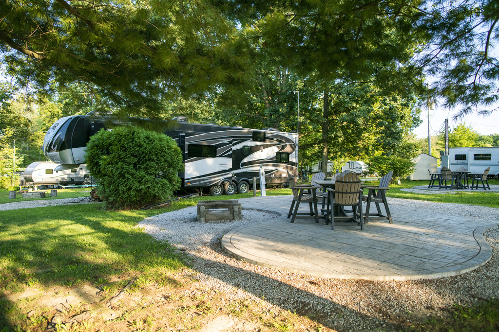 Deluxe Patio Site