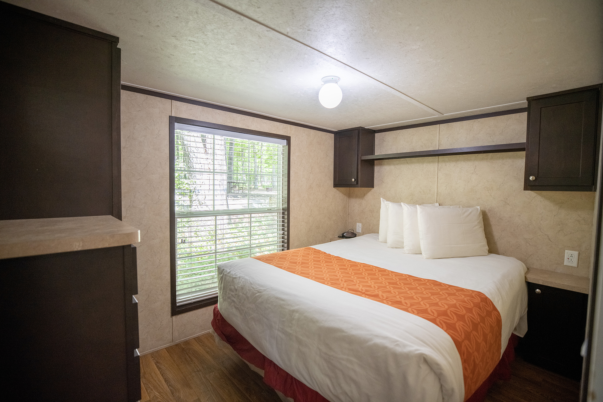 Deluxe Cabin 225