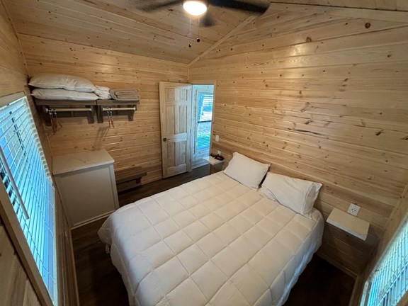 Deluxe Cabin