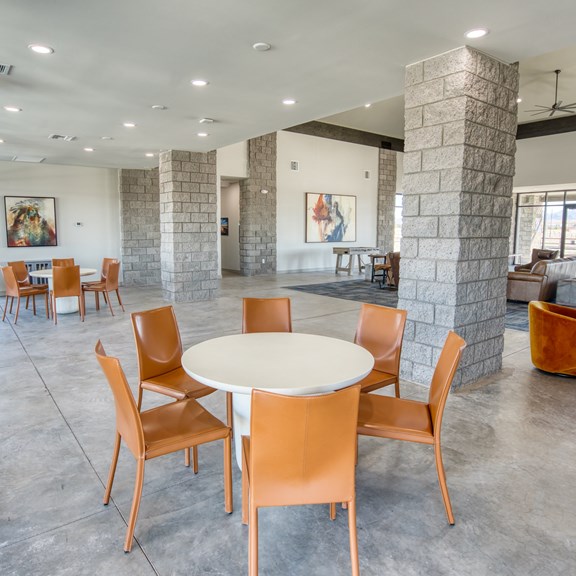 Photo Clubhouse Game Table