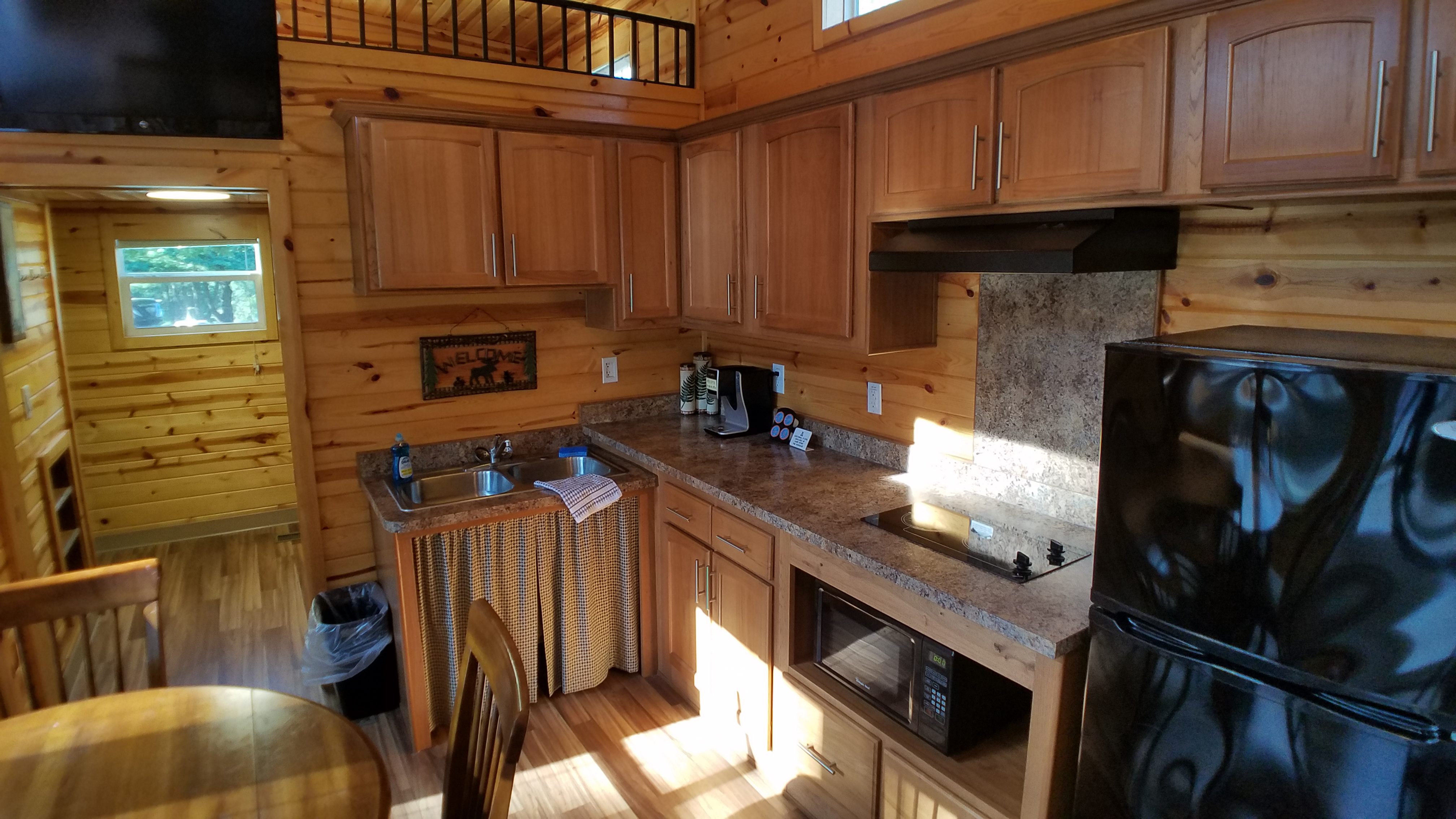 Deluxe Camping Cabin/Loft, Interior (WITH BATHROOM)