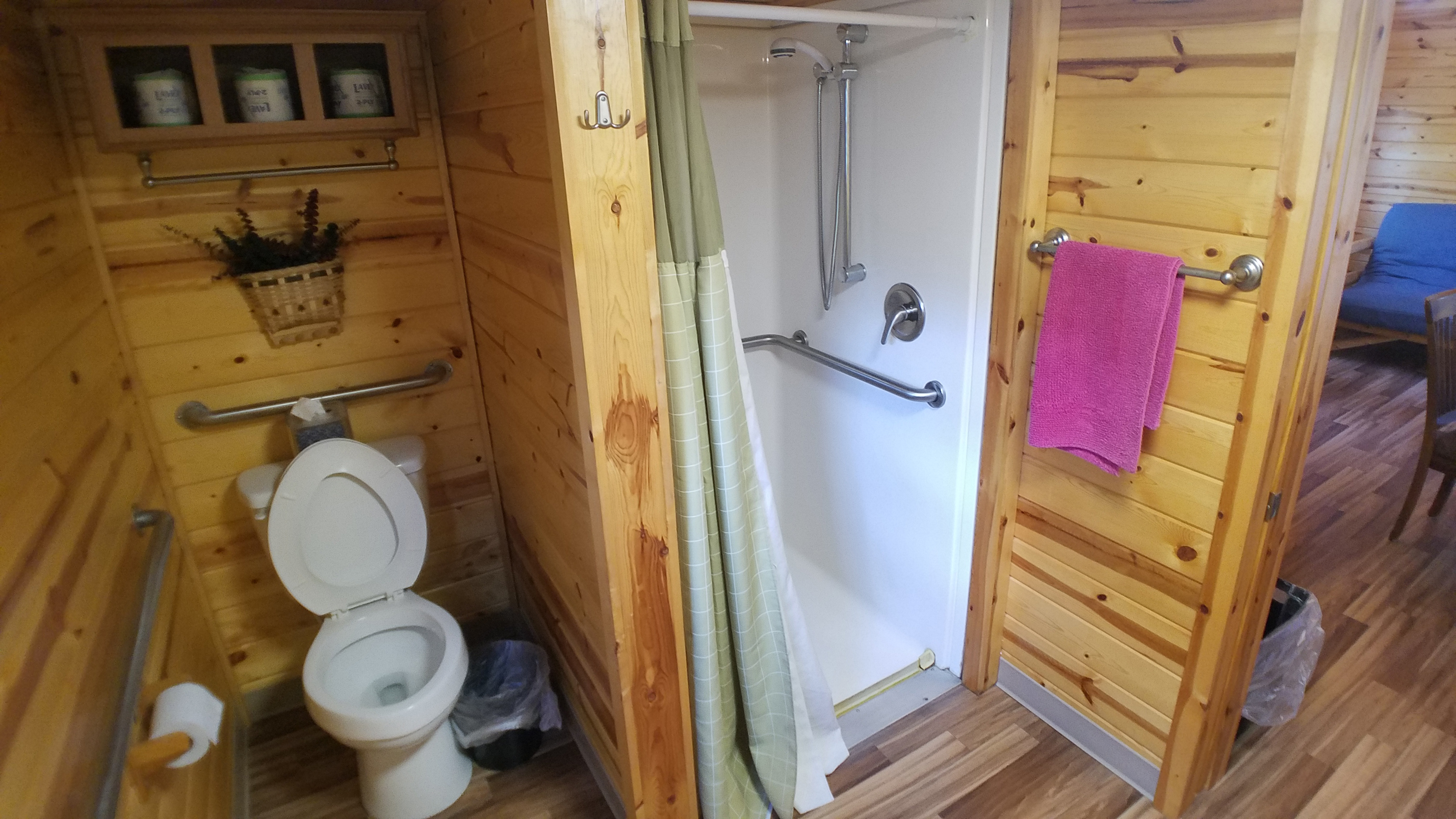 Deluxe Camping Cabin/Loft, Interior (WITH BATHROOM)