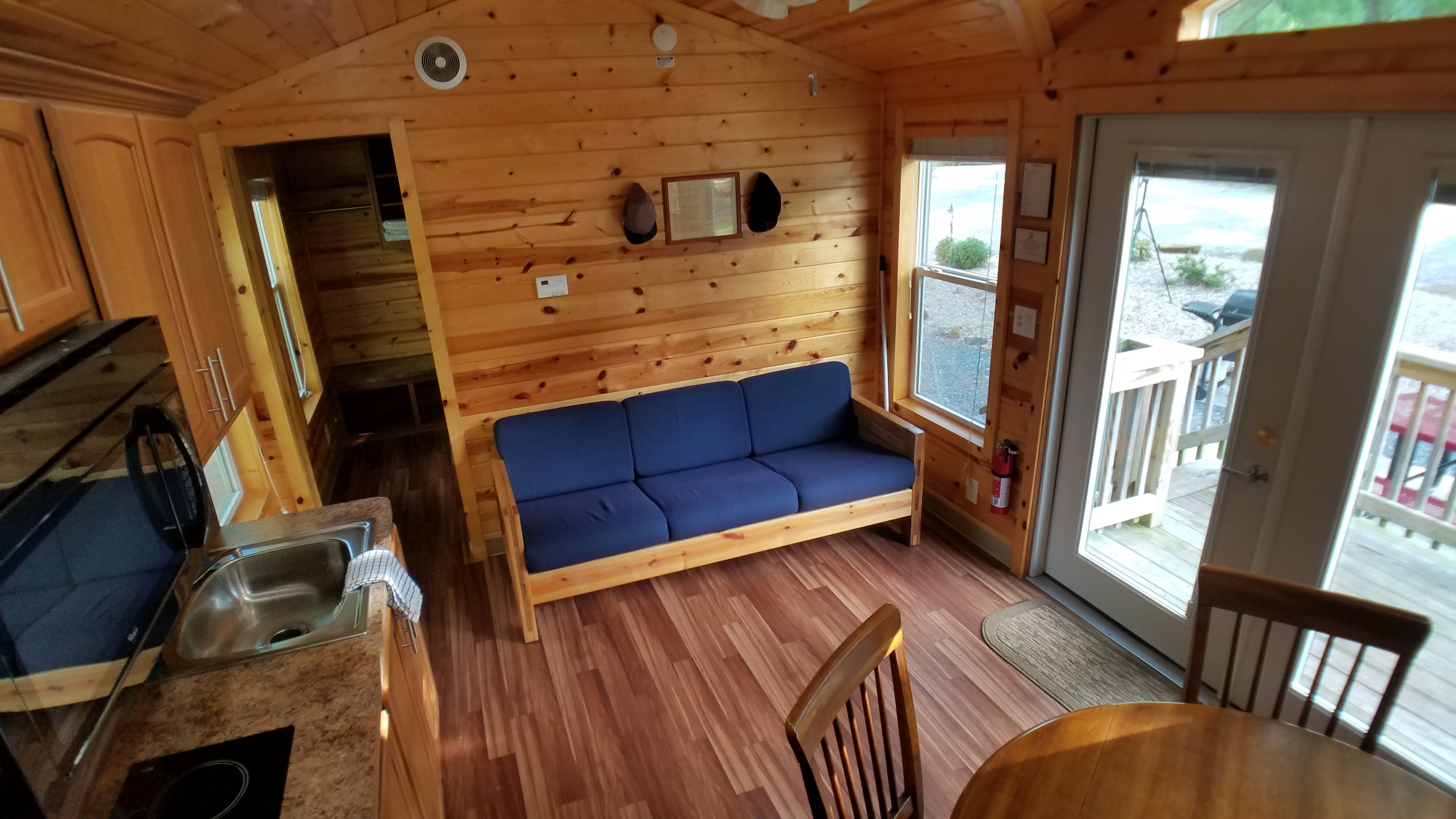 Large Deluxe Cabin, Interior (WITH BATHROOM)