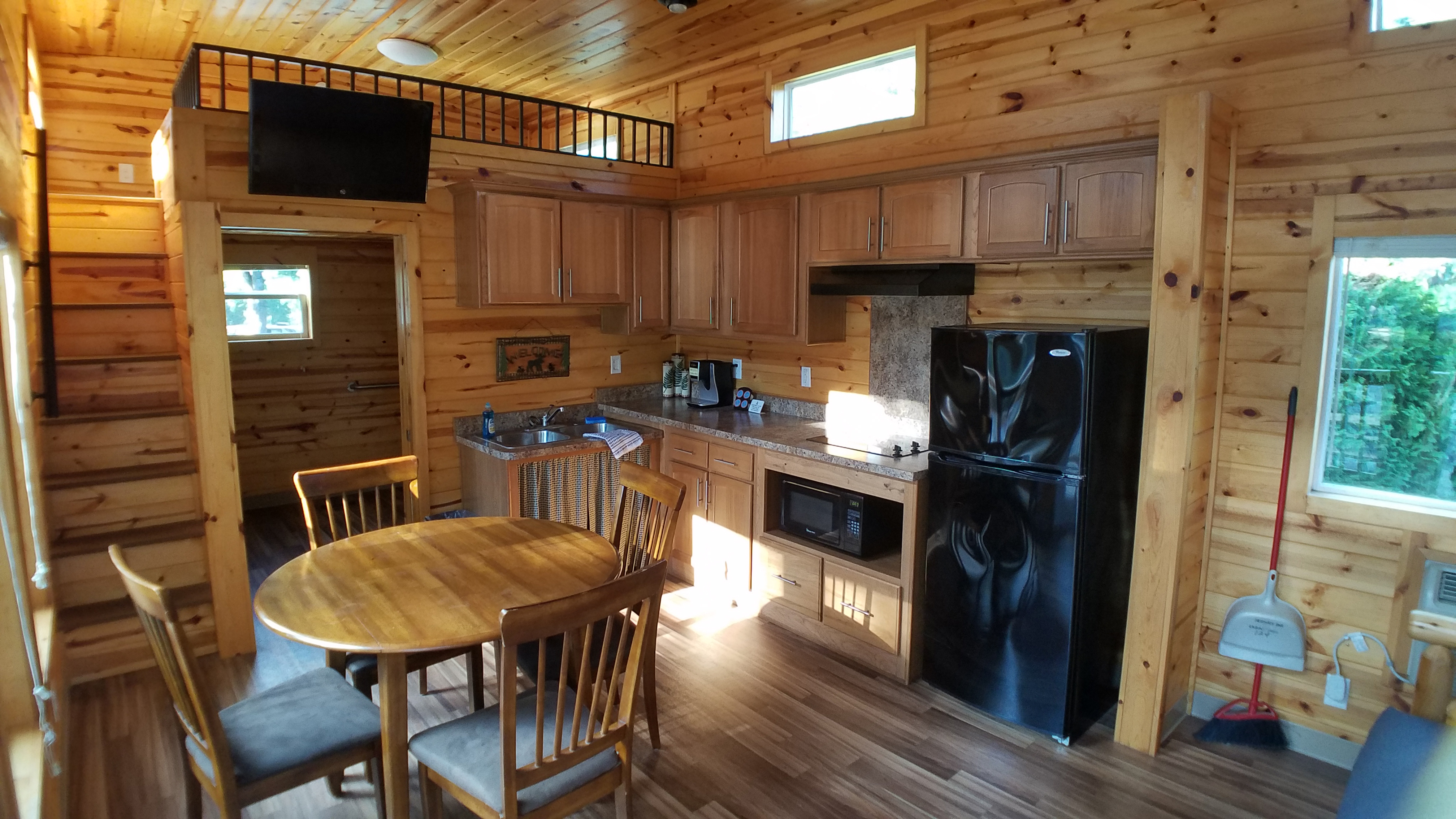 Deluxe Camping Cabin/Loft, Interior (WITH BATHROOM)