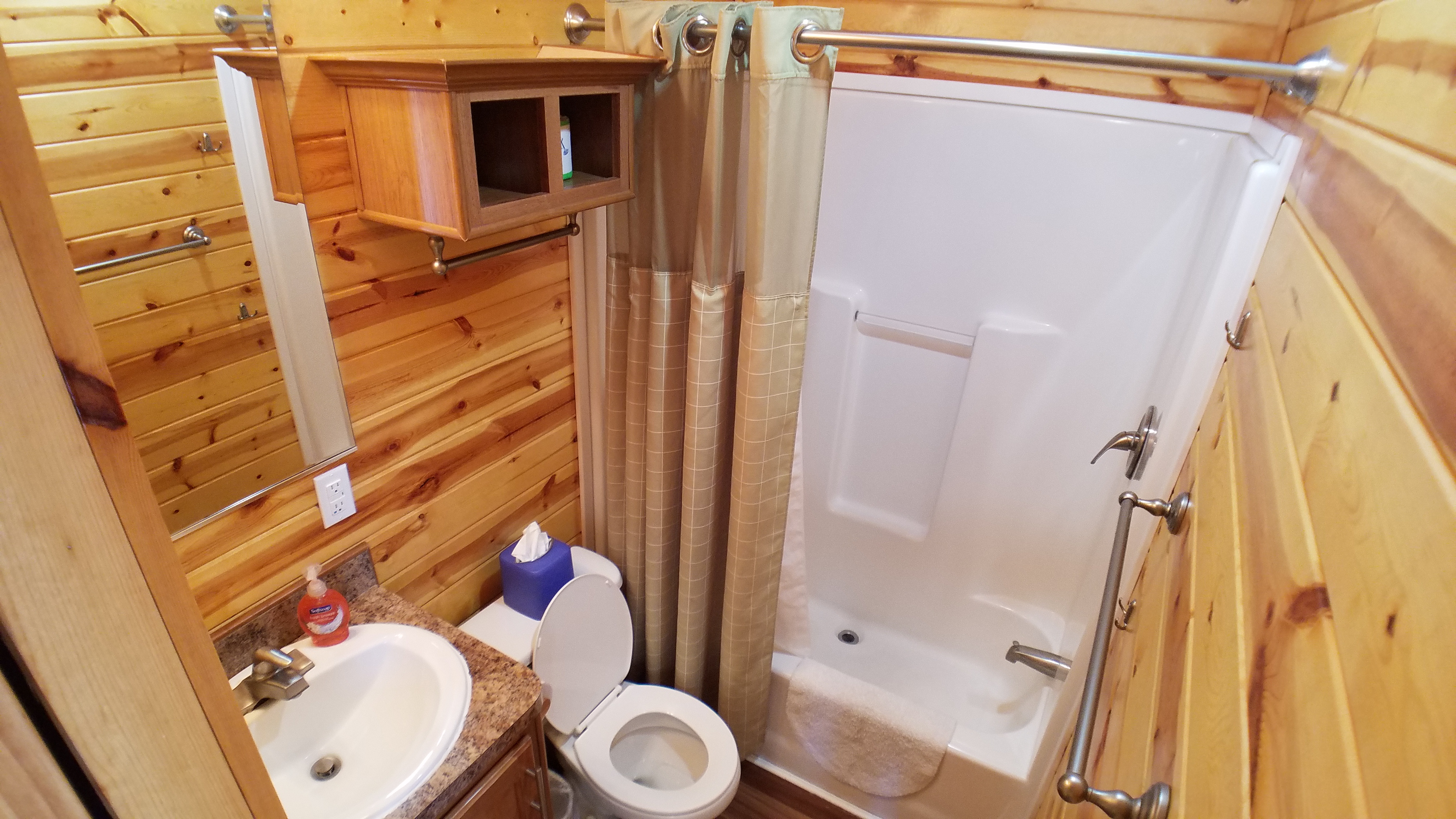 Large Deluxe Cabin, Interior (WITH BATHROOM)