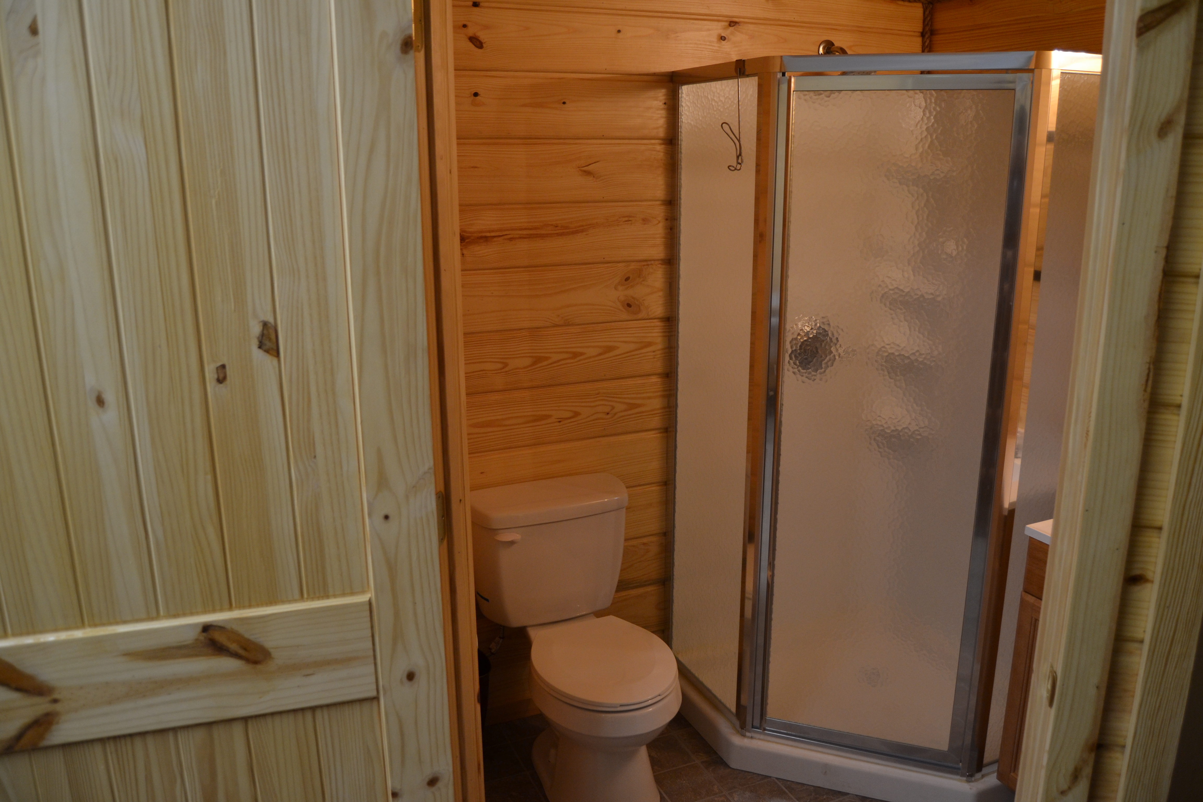 Deluxe 4 person cabin