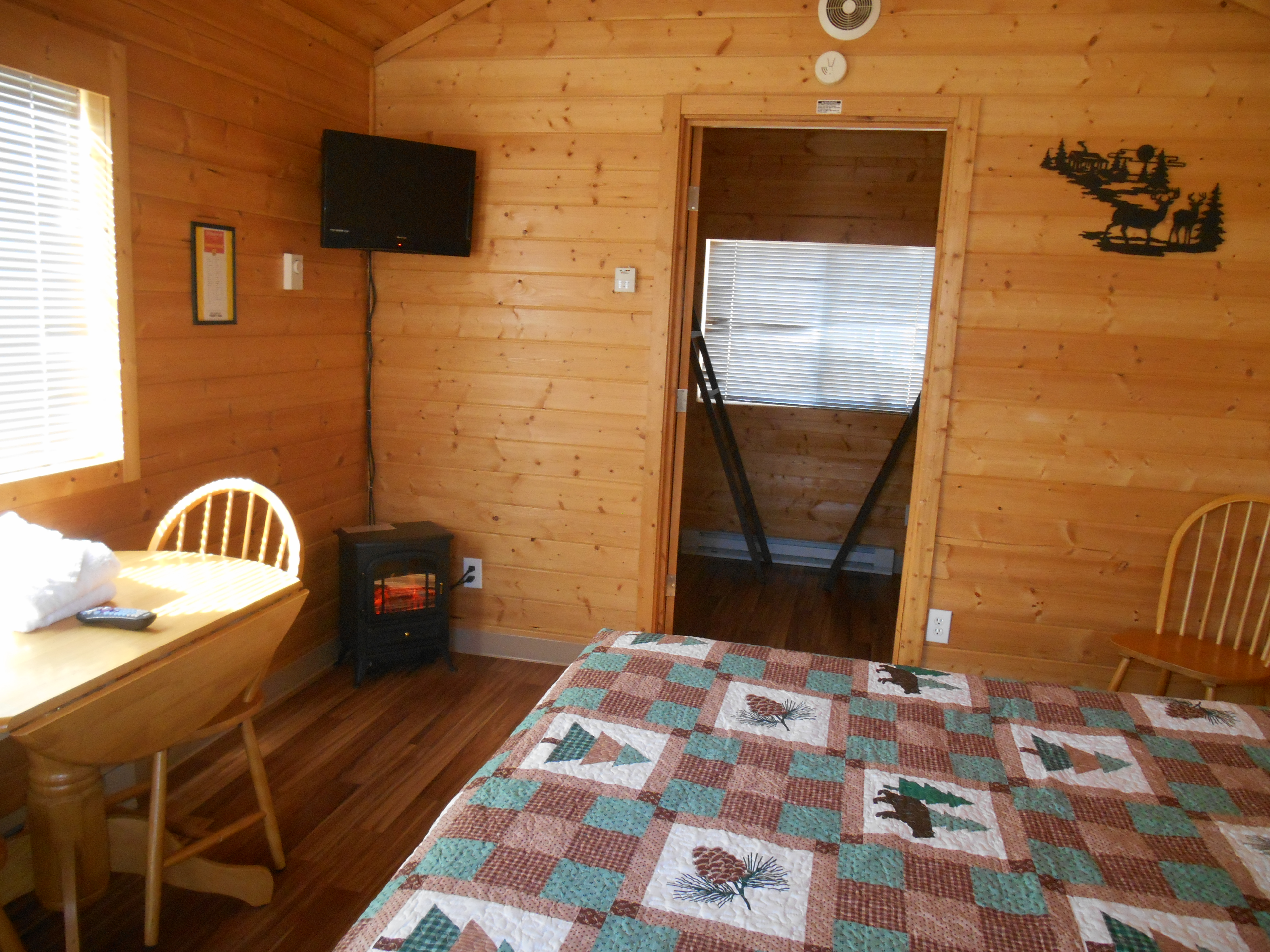 Kabin with extra bunk beds