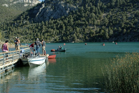 Cave Lake State Park