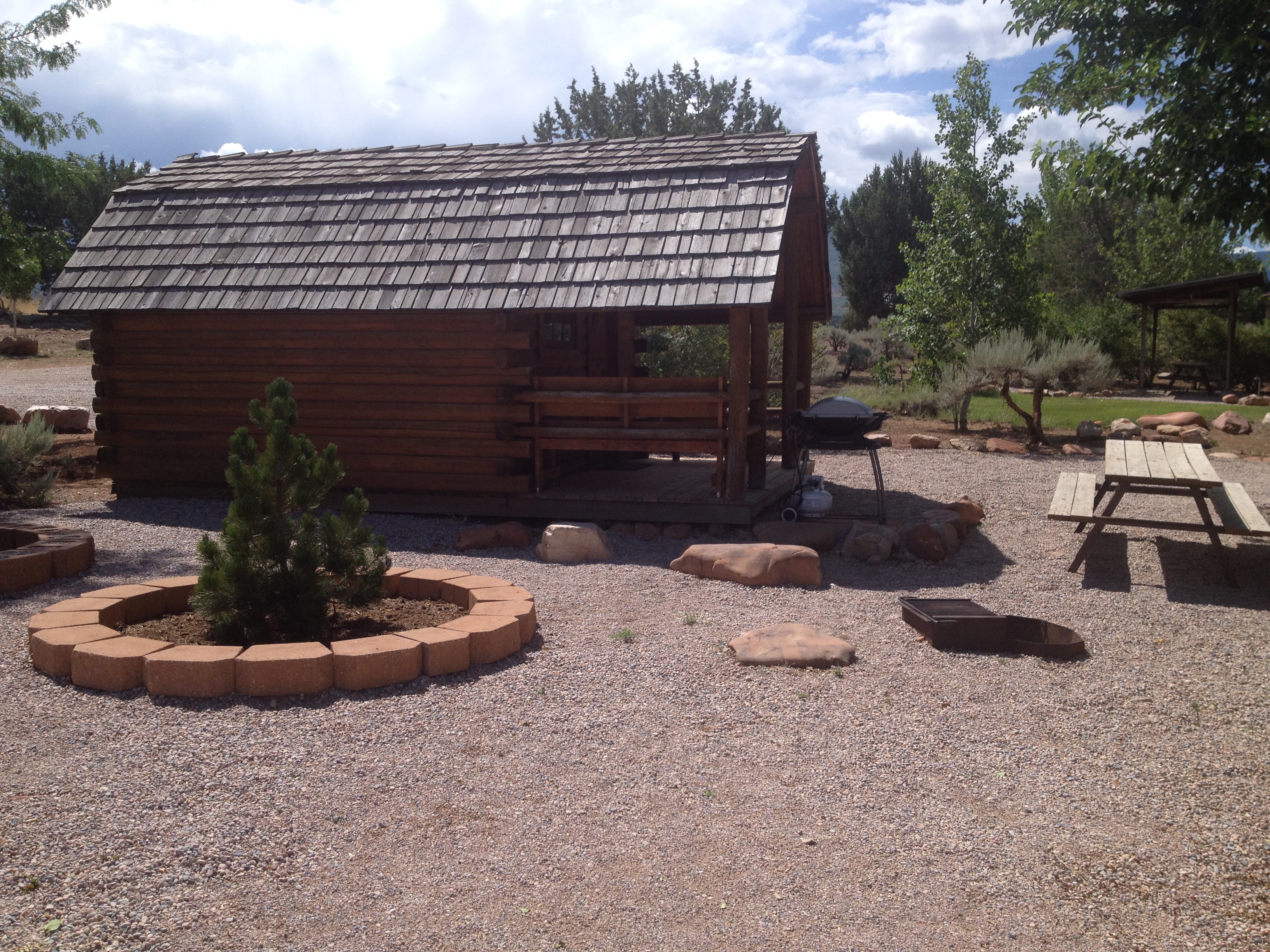 1 Room Rustic Cabin