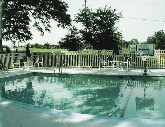 Welcome to the Forsyth KOA Journey Pool