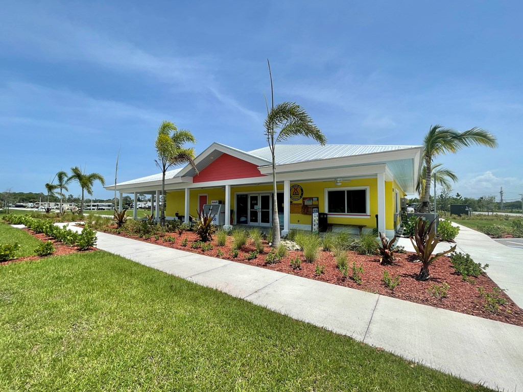 Fort Pierce West KOA is not EV Charging Compatible.