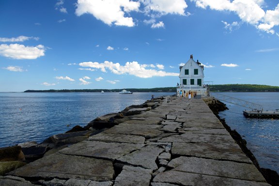 ROCKLAND  (60 miles)