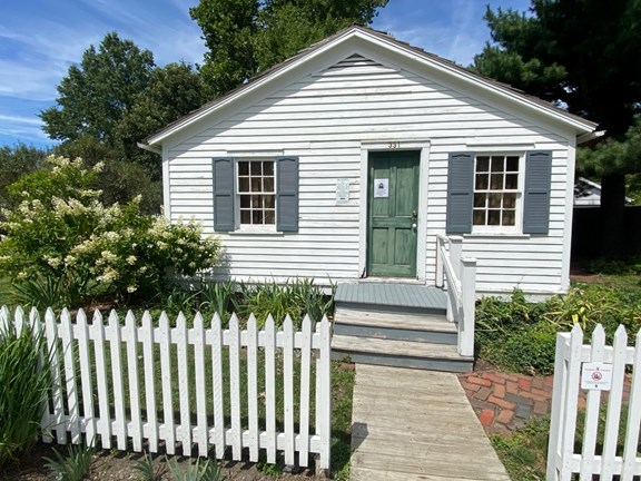 CARL SANDBURG STATE HISTORIC SITE