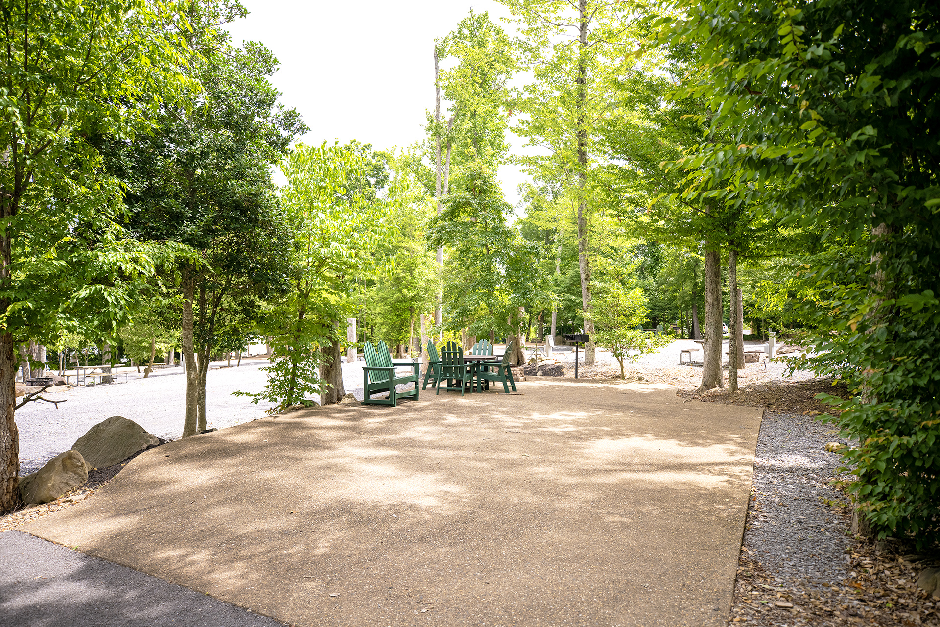 RV 38, Back-In 50/30 AMPS FHU KOA Patio®, Concrete