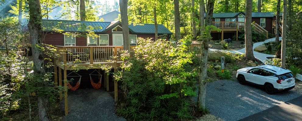 DC7 - Deluxe Cabin, 2 Room with KOA Patio®