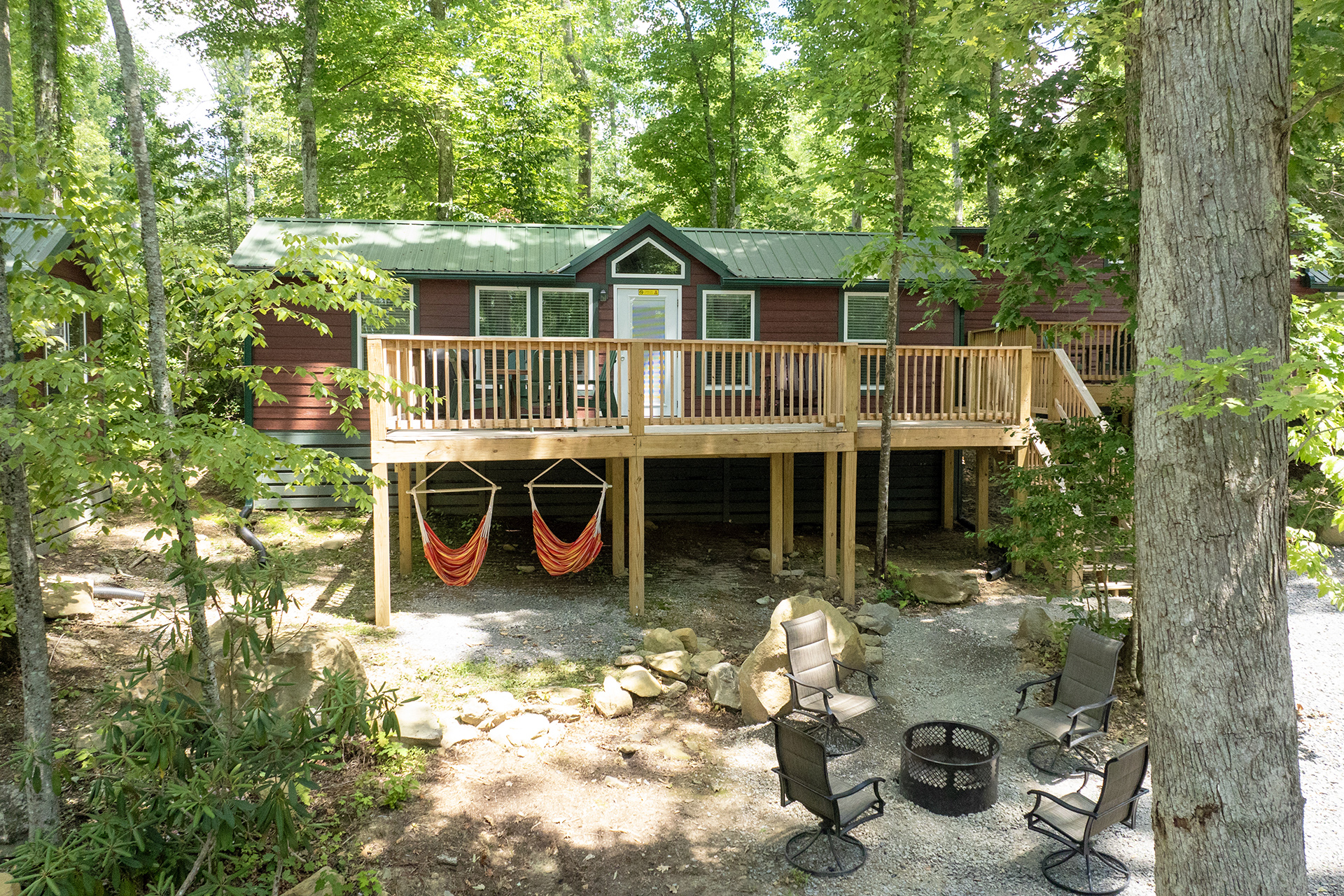 DC4 - Deluxe Cabin, 2 Room with KOA Patio®