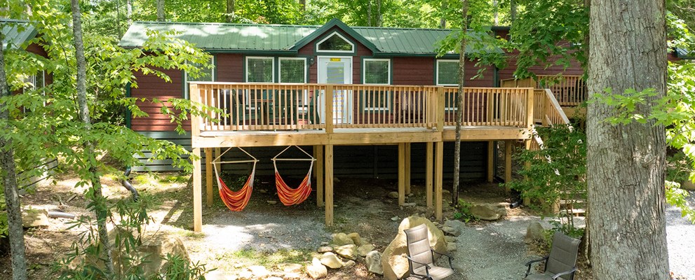 DC4 - Deluxe Cabin, 2 Room with KOA Patio®