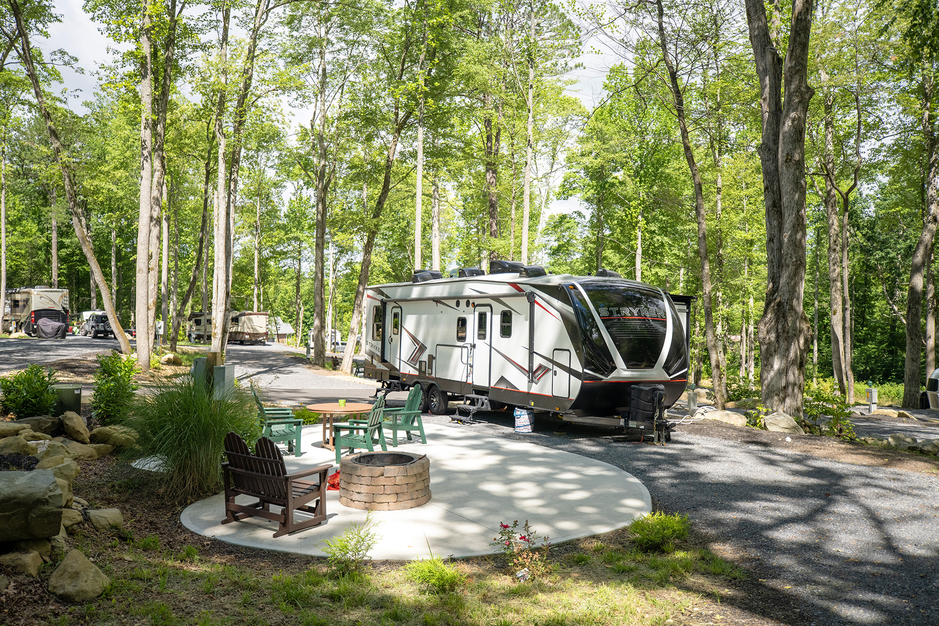 RV 113, Pull-Thru 50/30 AMPS FHU KOA Patio®