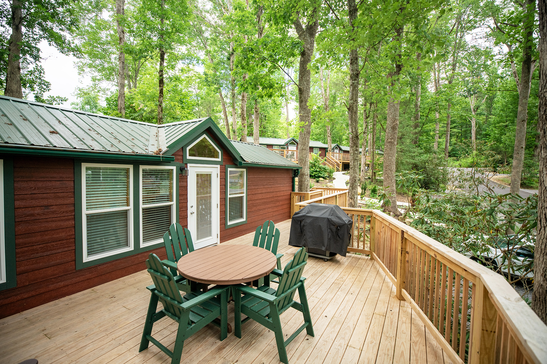DC7 - Deluxe Cabin, 2 Room with KOA Patio®