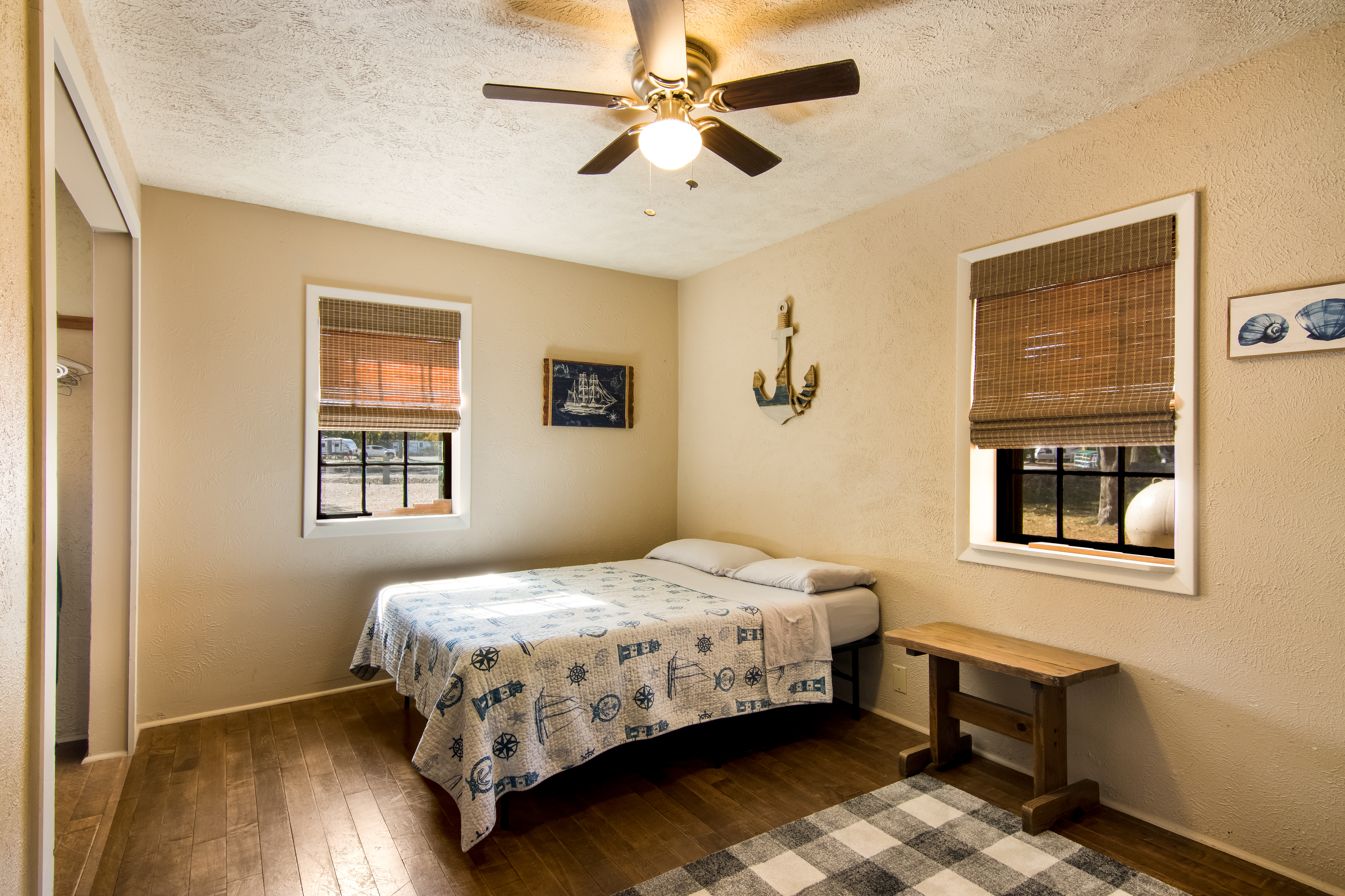 Lake House on Big Bradford Lake, Michigan - Bedroom