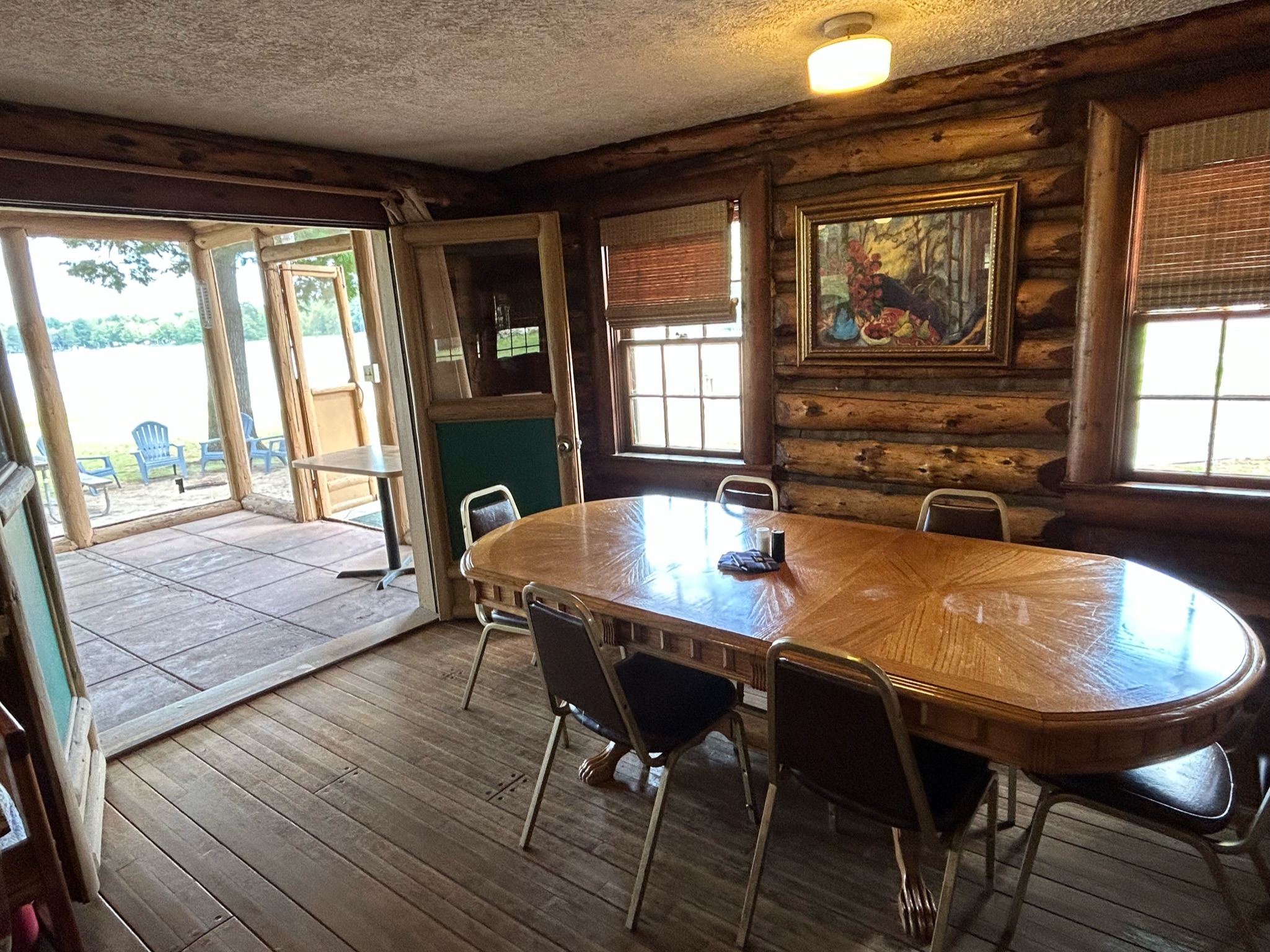 Lake House on Big Bradford Lake, Michigan - Dining Area