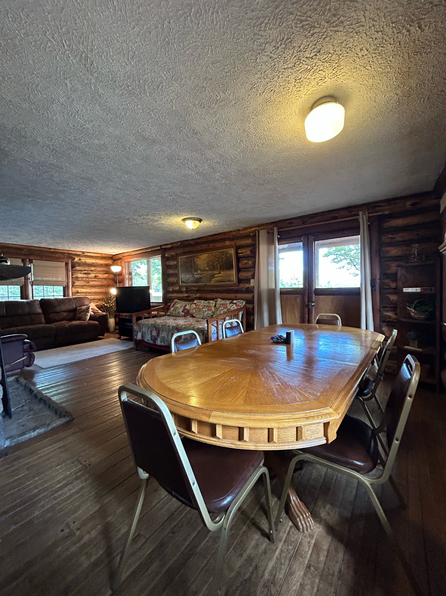 Lake House on Big Bradford Lake, Michigan - Dining Area