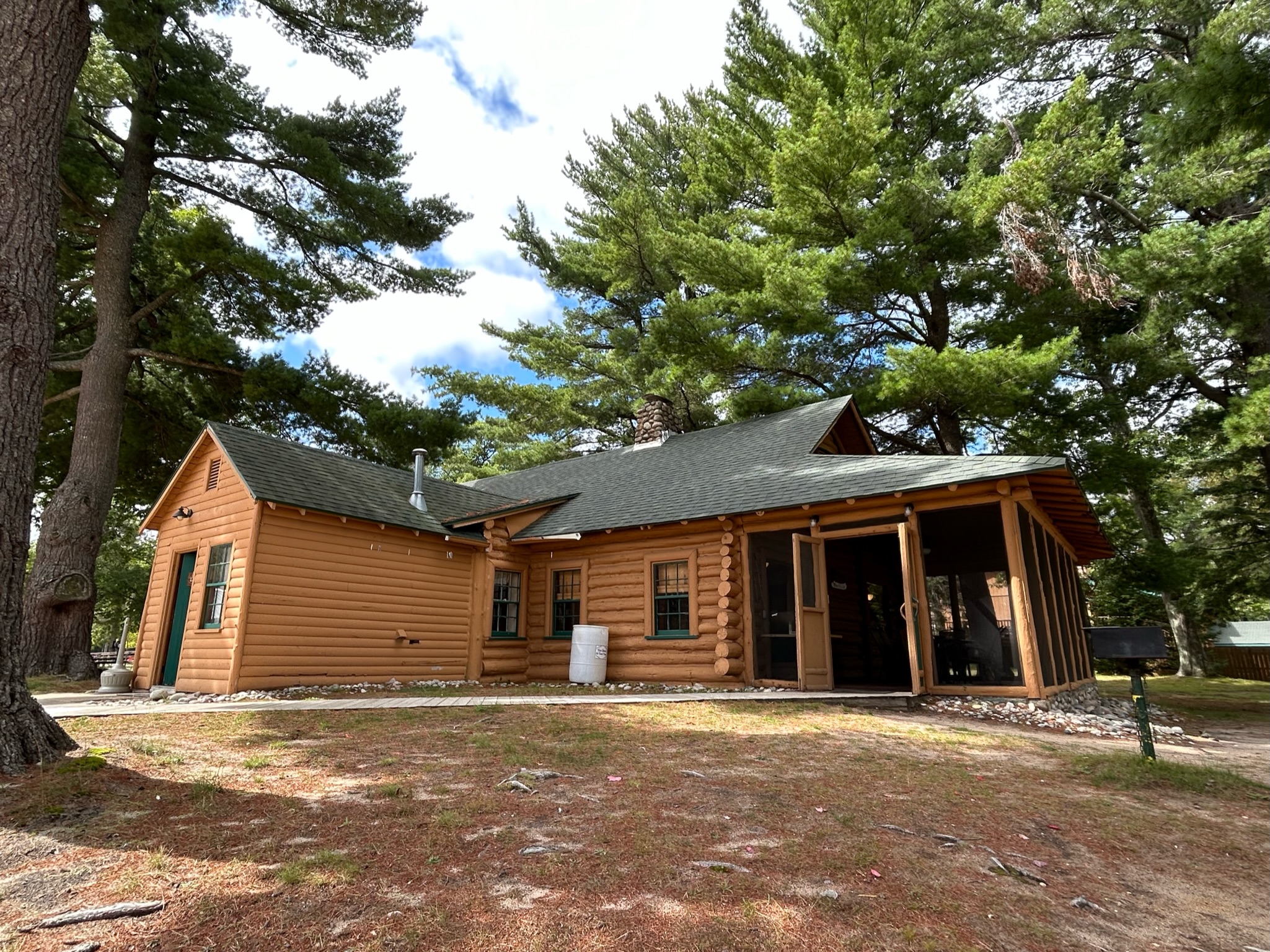 Lake House on Big Bradford Lake, Michigan - Exterior